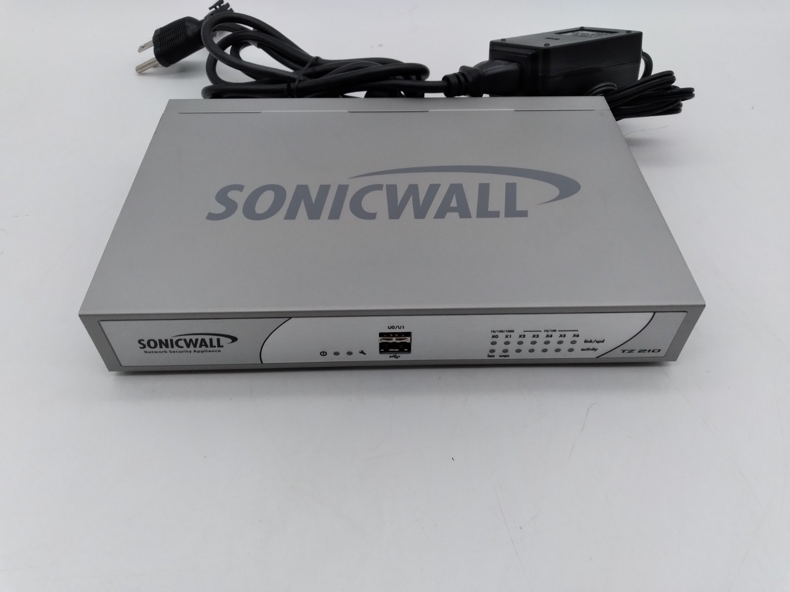 SonicWall TZ210 Firewall-Network Security Appliance APL20-063 w/Power Adapter
