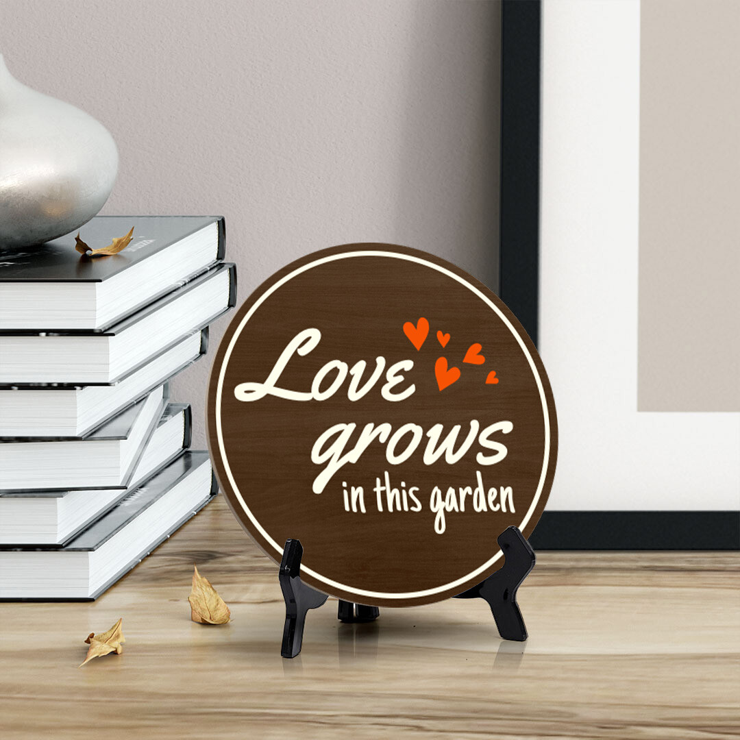 Love Grows In This Garden (5 x 5“) Circle Table