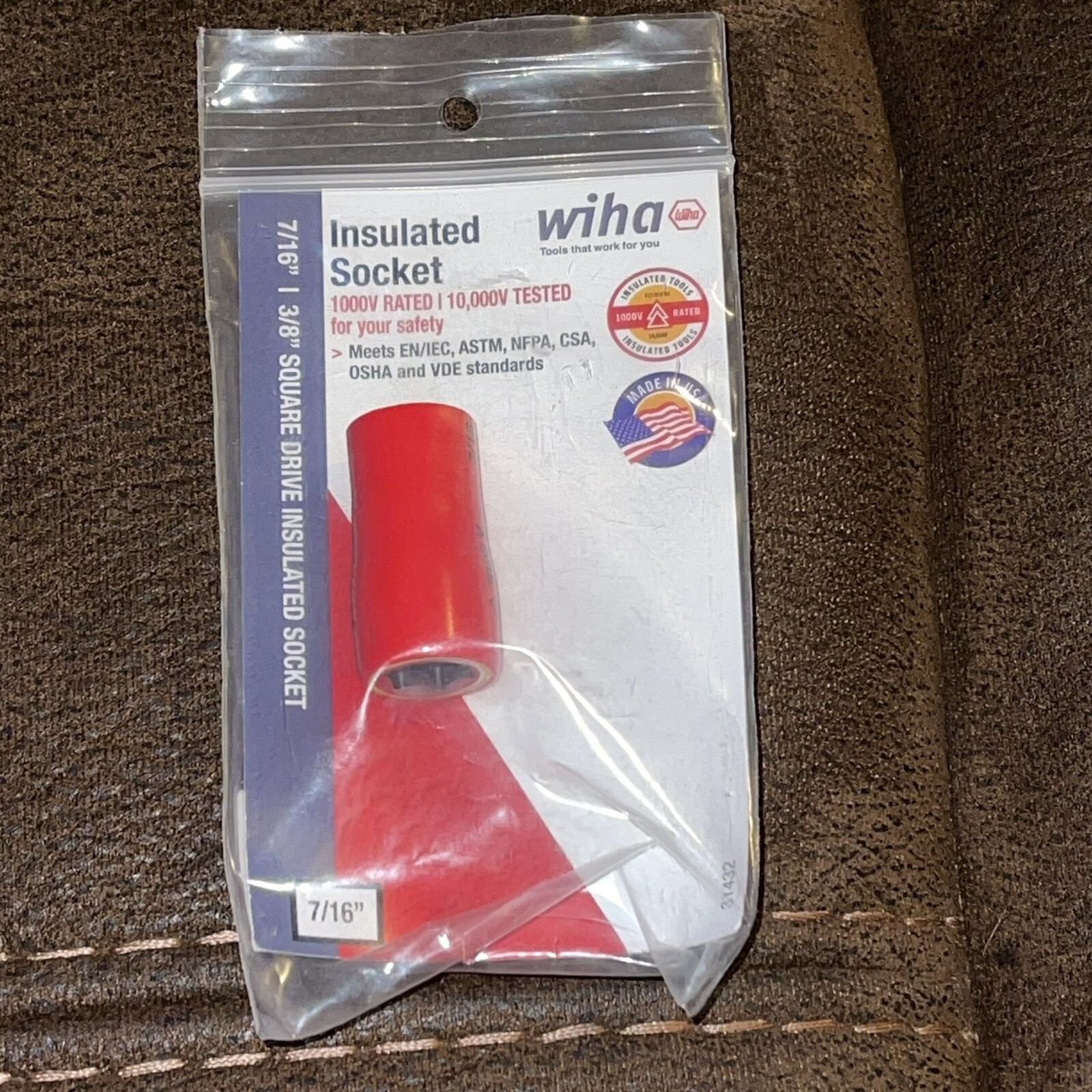 7/16” WIHA 31432 Socket Insulated Steel Chrome 3/8” Square Drive 1000V Rated