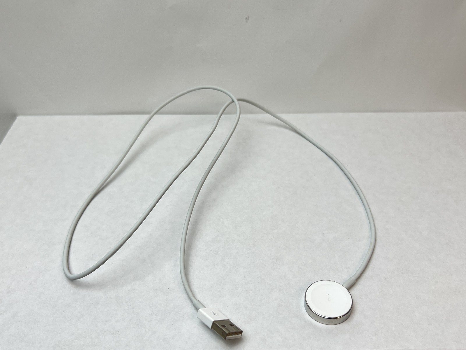 Apple (3.3-Ft) Magnetic Charger to USB Cable for Apple Watch Any Series (A1923)