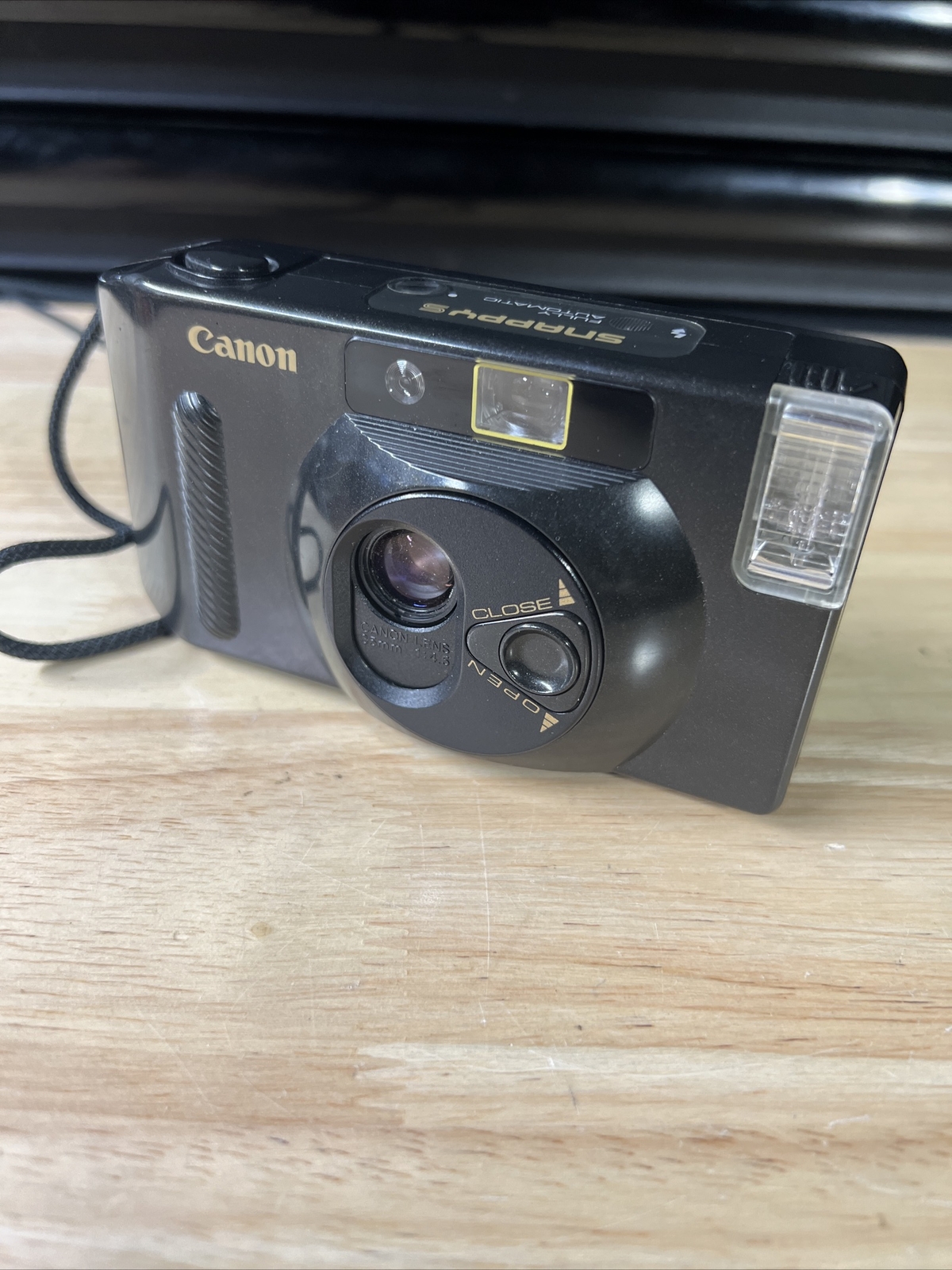Canon Snappy S Fully Automatic Point & Shoot 35mm Film Camera
