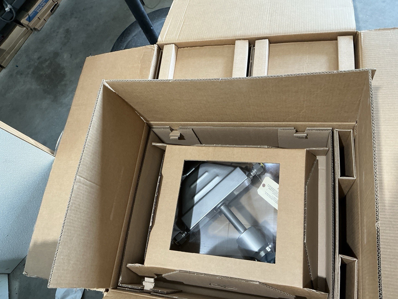 NEW MICRO MOTION F050AB78CRA2EZZZZ CORIOLIS METER WITH 1600 TRANSMITTER.