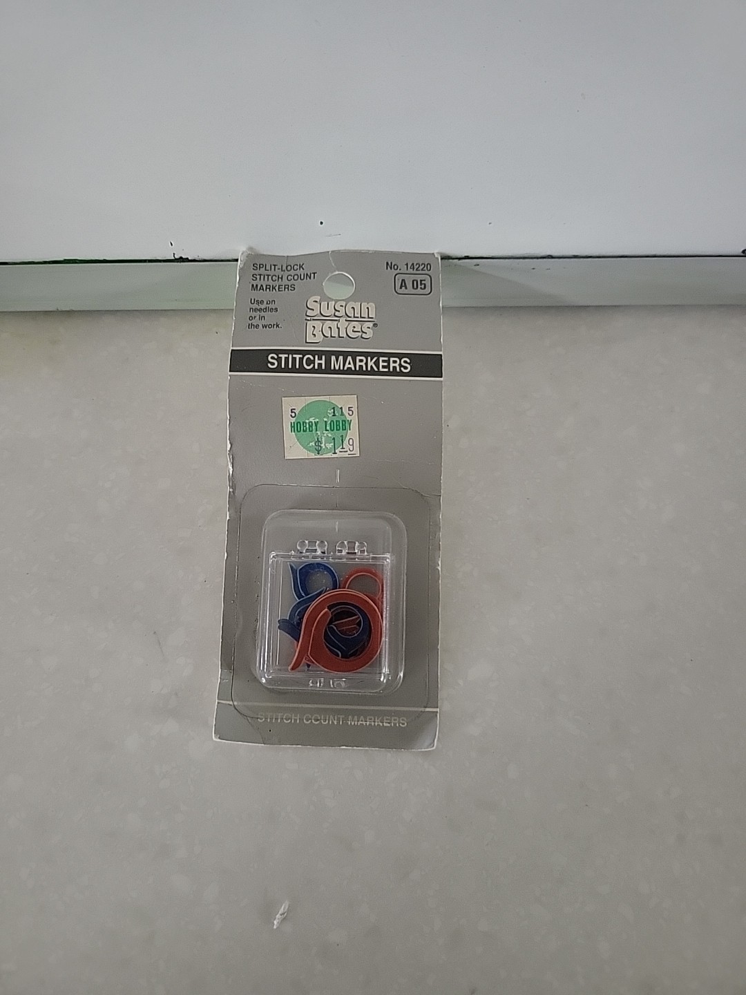 Susan Bates Split Lock Stitch Count Markers