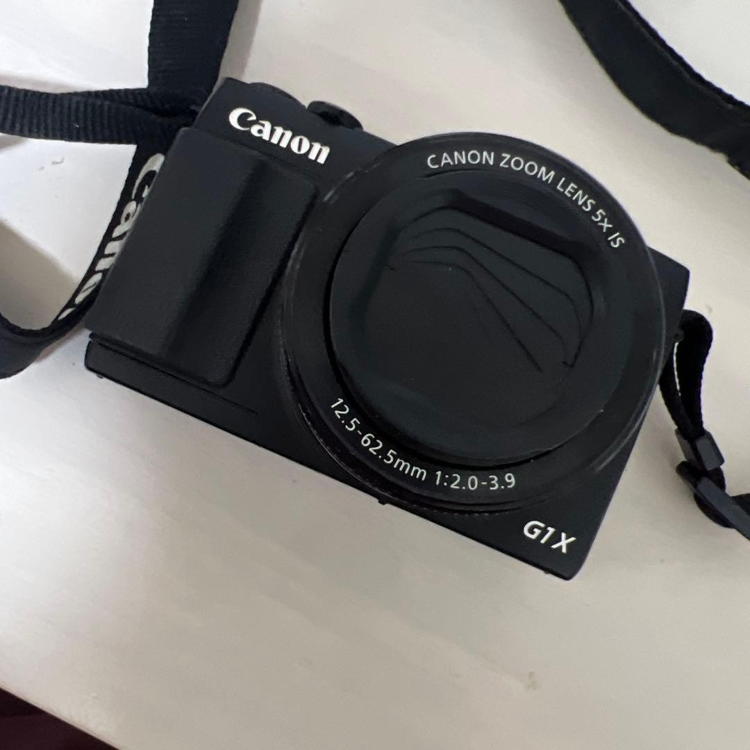 Canon G1X Digital Camera Tested Compact Camera with Battery Charger