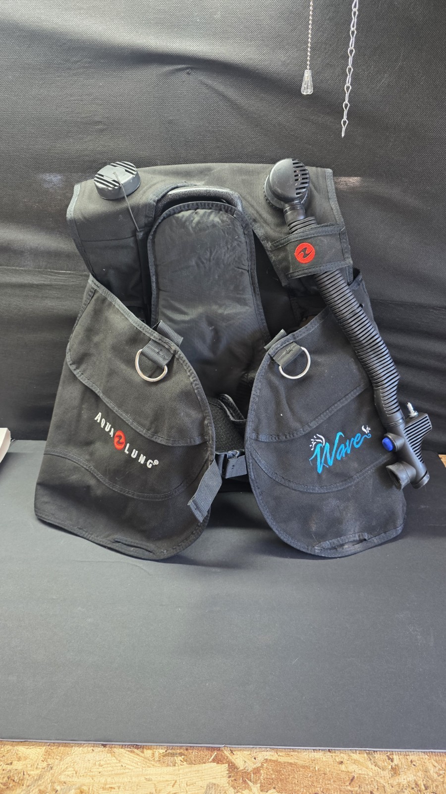Aqualung Wave BCD Size Medium Used