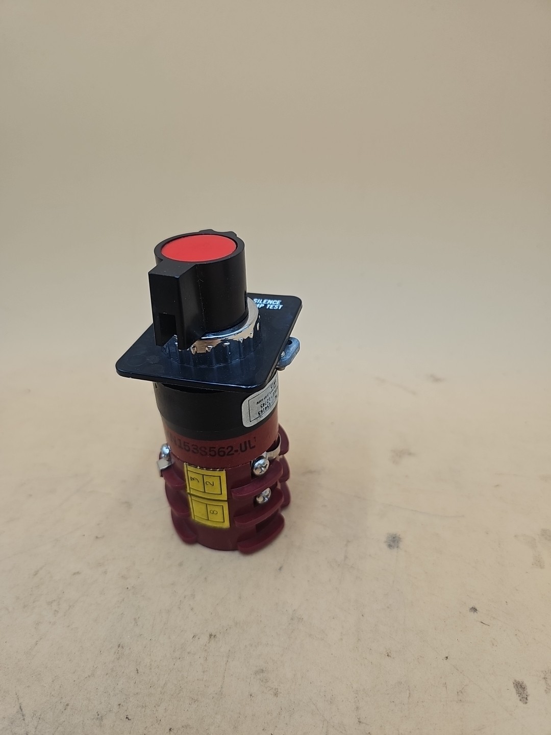 OEM Controls VN153S562-UL Push/Turn Alarm Reset Silence Switch
