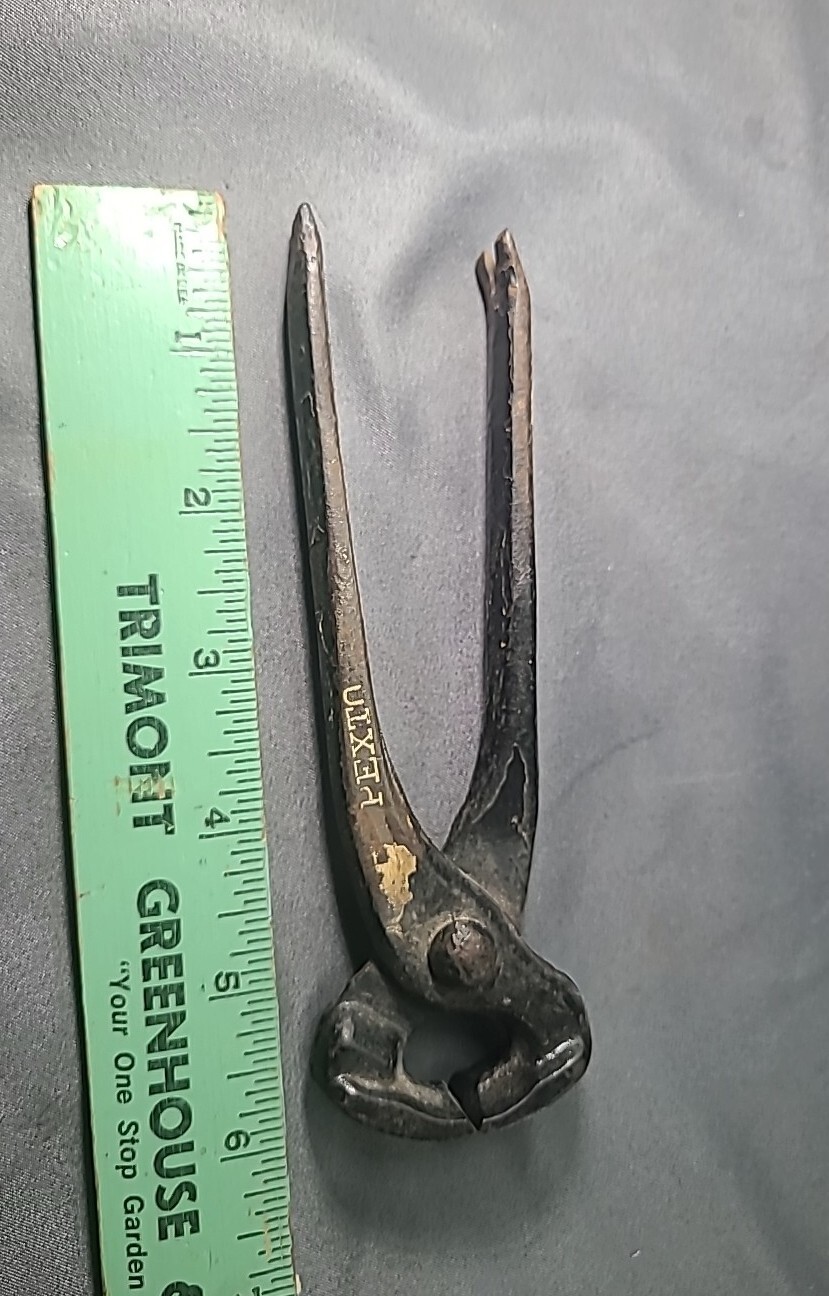 5" PEXTO NIPPERS WITH FLAT SCREWDRIVER AND TACK PULLER