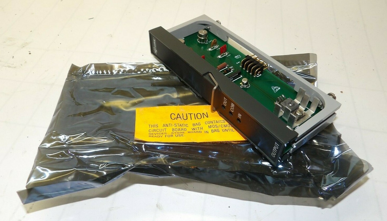 NEW MOORE PLC LOGIC CONTROL OUTPUT MODULE 15212-1