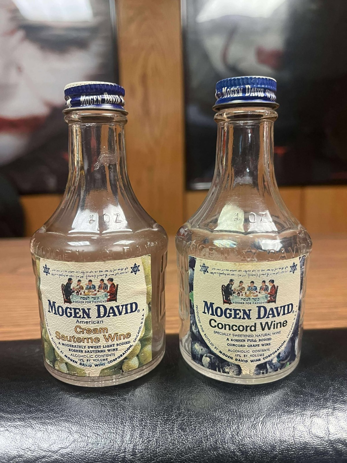 2 Vintage Empty Mogen David 4oz Concord & Cream Sauterne Wine Liquor Bottle