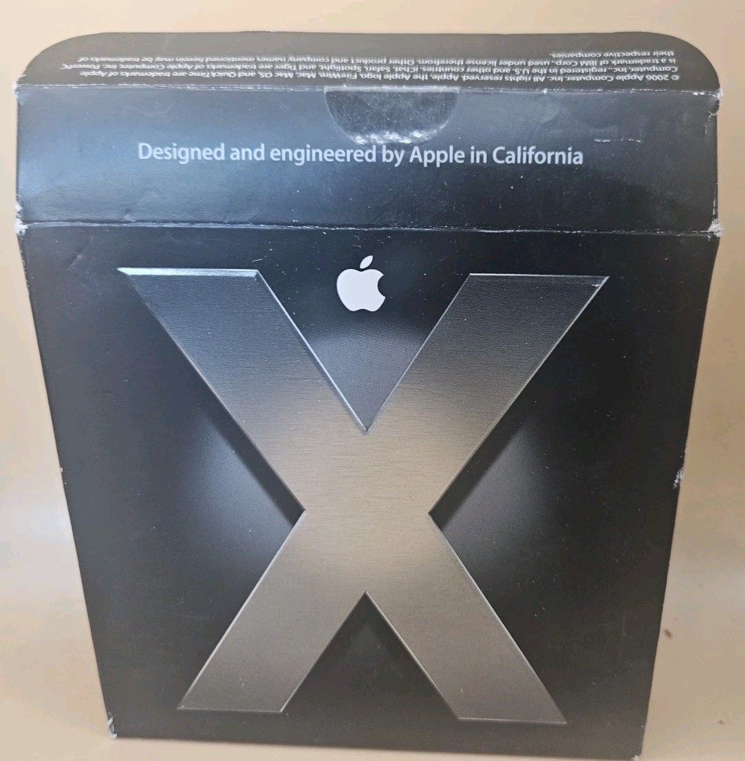 Boxed Apple Mac OS X 10.4 Tiger (MA453Z/A)