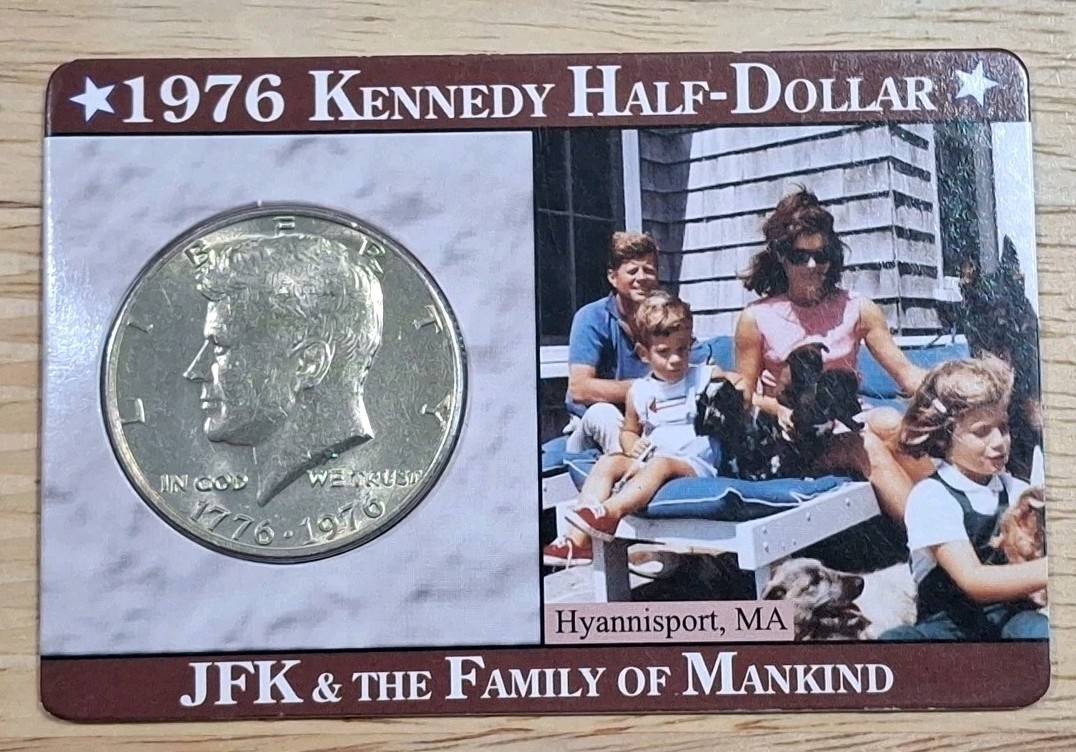1976 50c Kennedy Clad Half Dollars in Display Card JFK & The Family Of Mankind