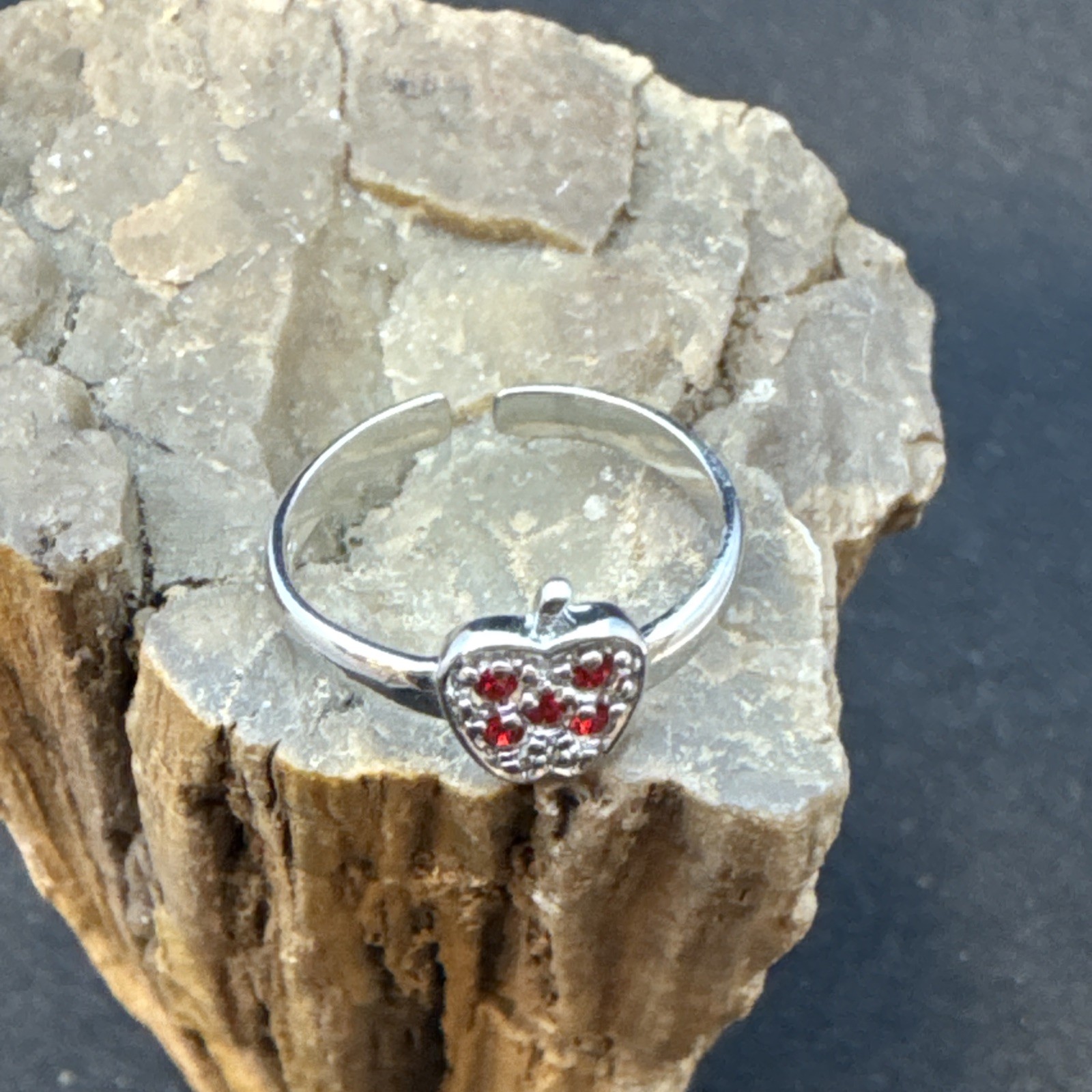 Rhodium Plated .925 Sterling Silver Toe Ring Apple With Red CZ