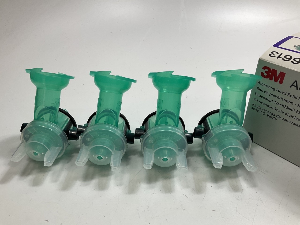 3M 26613 1.3MM Accuspray 2.0 PPS Atomizing Heads Green Spray Gun Tips, 4 Per Box