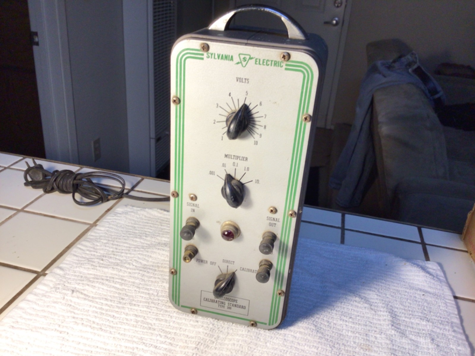 Rare 1950’s Sylvania Oscilloscope Model 300