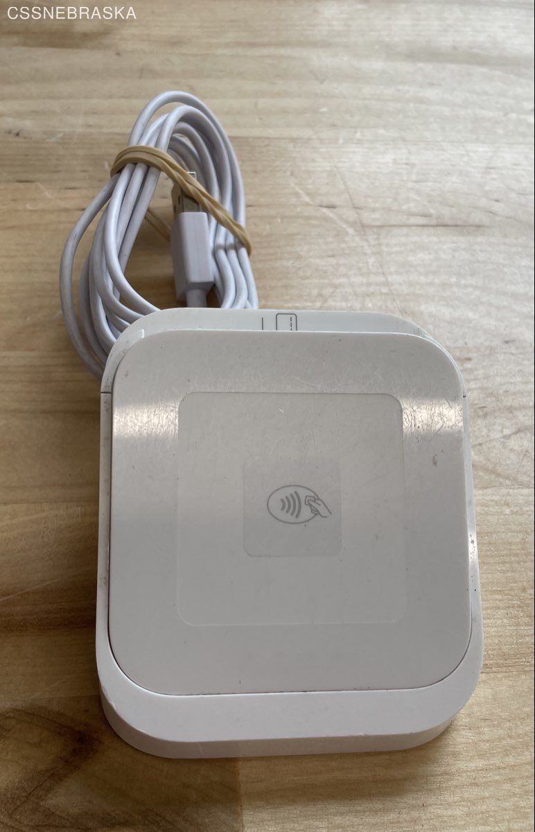 Square Stand S089 for iPad with Lightning Connector and Contactless Chip Reader