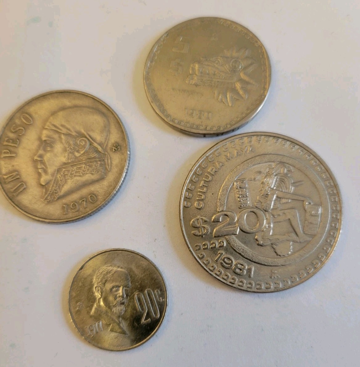 Mexican 69 Coin Lot  81 $20, 1970 Un Peso, 1980 $5, 15 80s $1, 24 $2 24 $1 2 $5