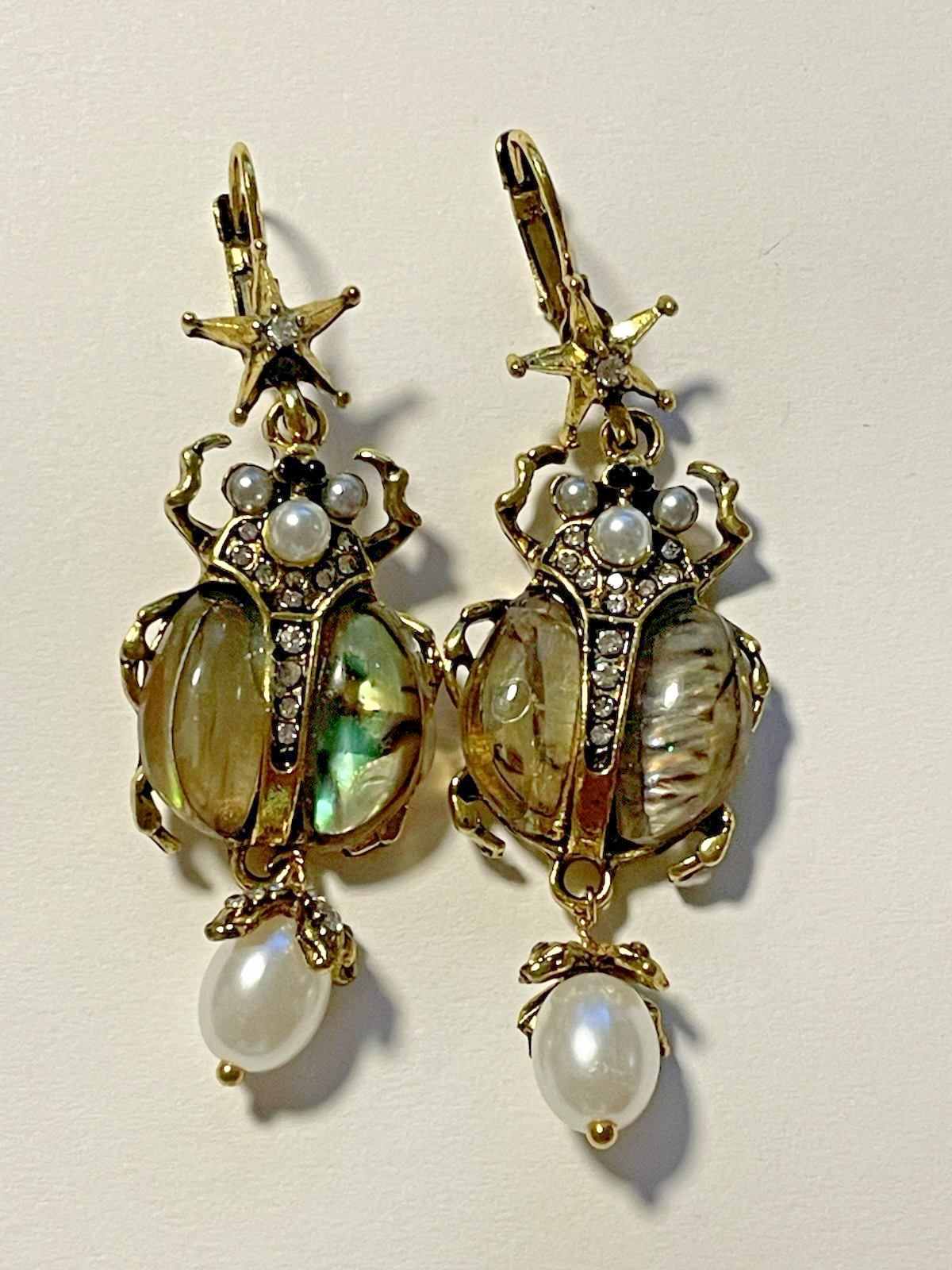Fabulous Vtg Gold tone Rhinestone Lever Back Earrings Whimsical Estate (DK-48)