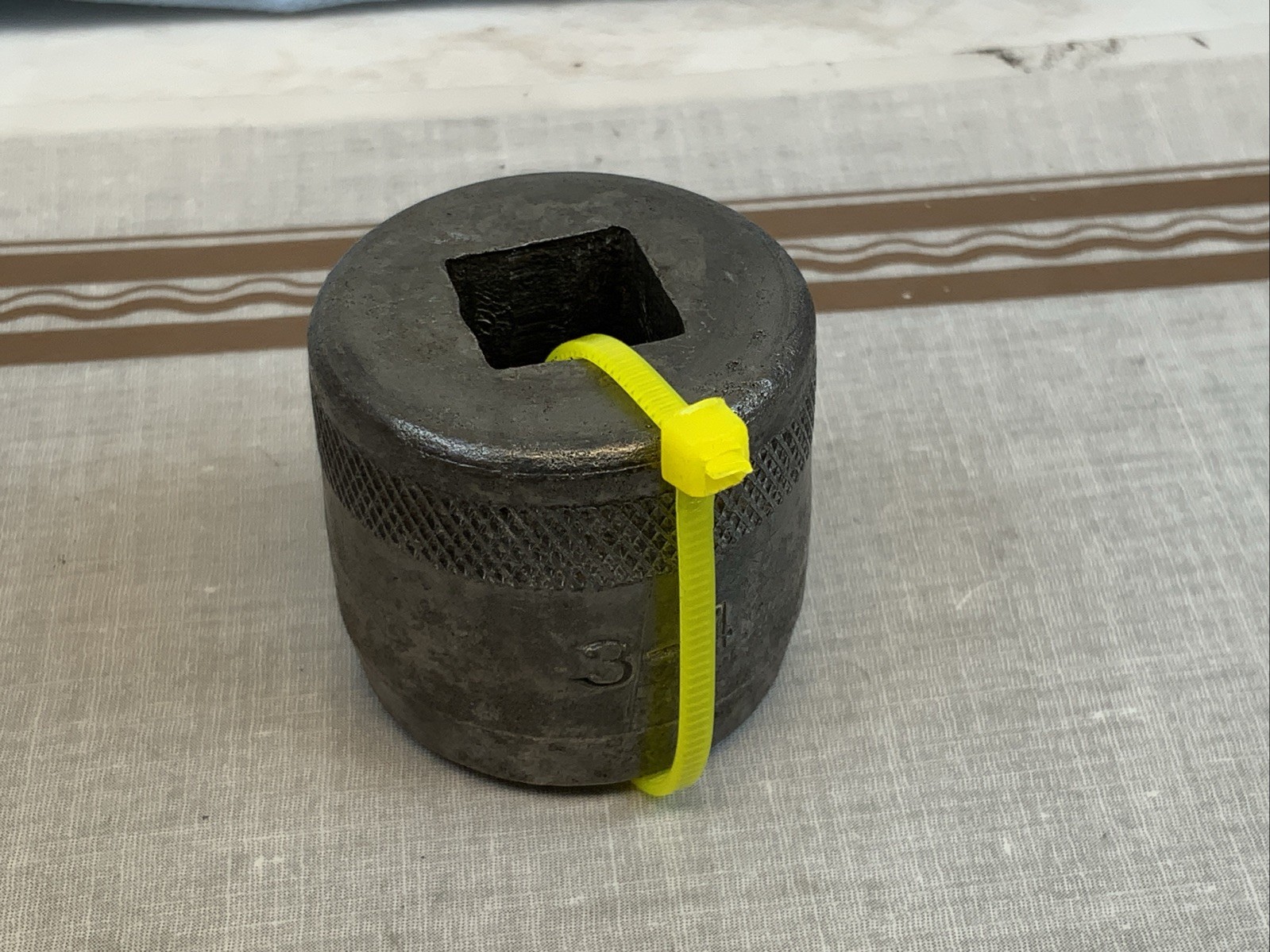 Unbranded 1/2 Drive 3/4in. 8-point SAE Socket - Yellow