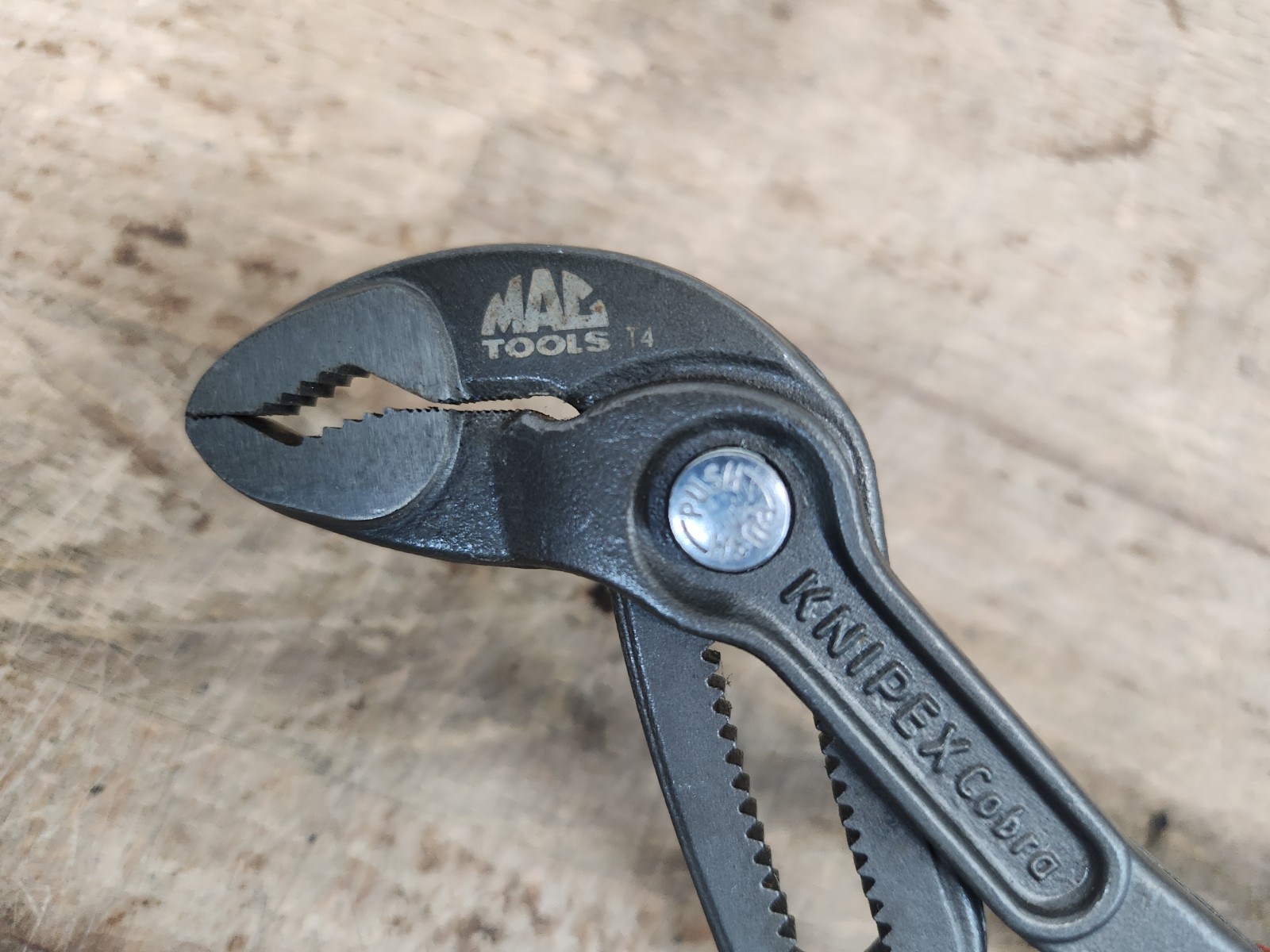 Mac Tools Self-Gripping Cobra Pliers 7" Knipex P7C