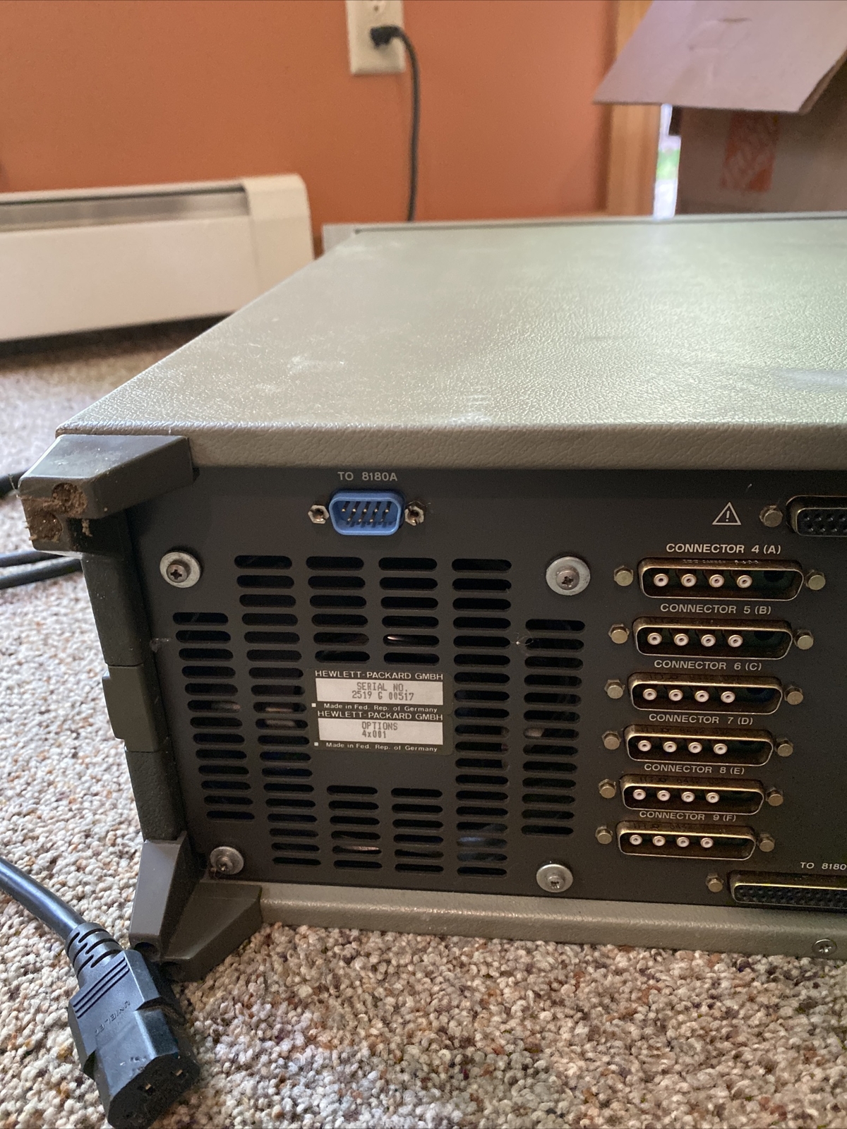 HP 8181A Data Generator Extender with Option 4x001