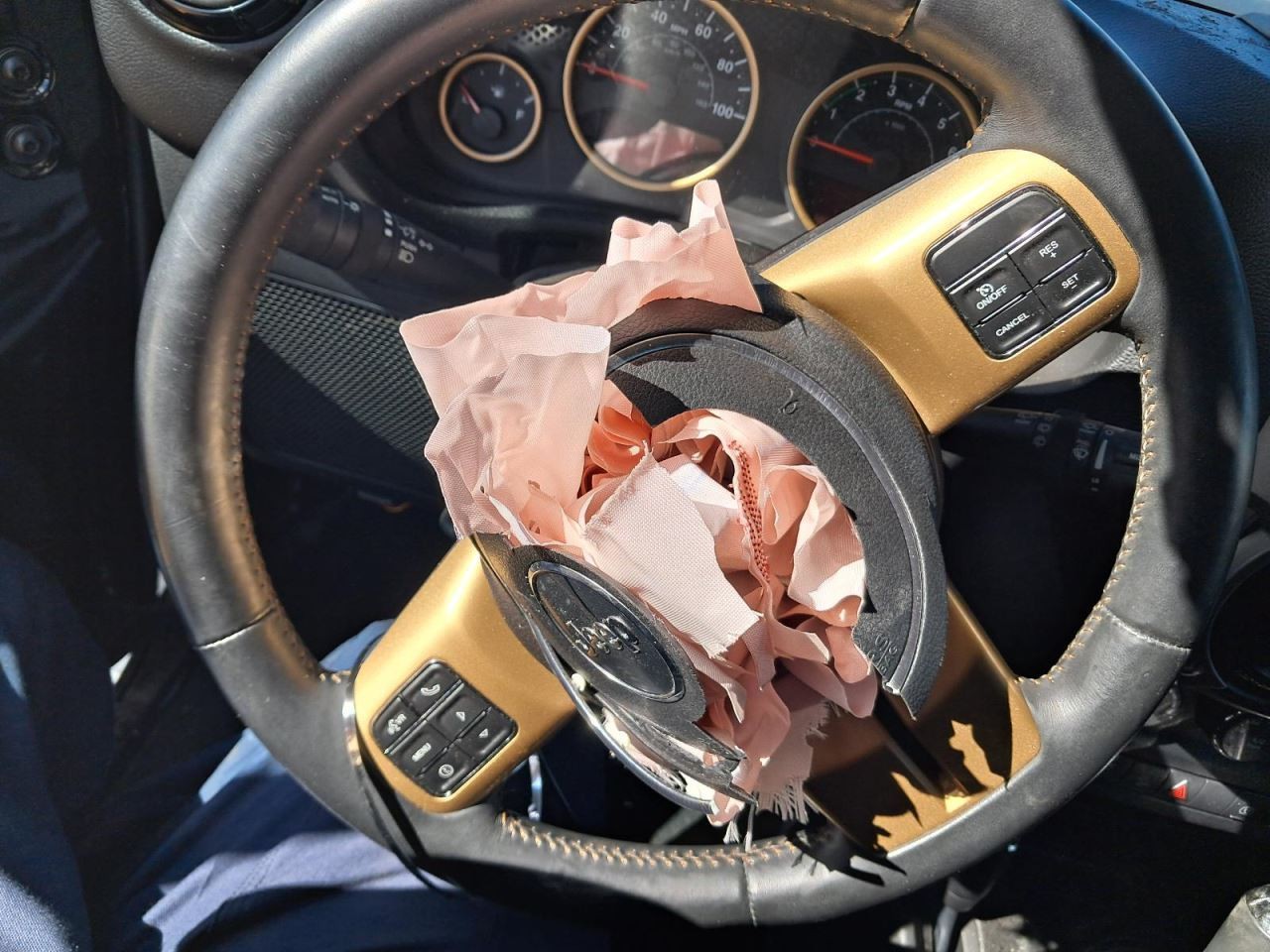 TJ 2014 Glove Box 4861711