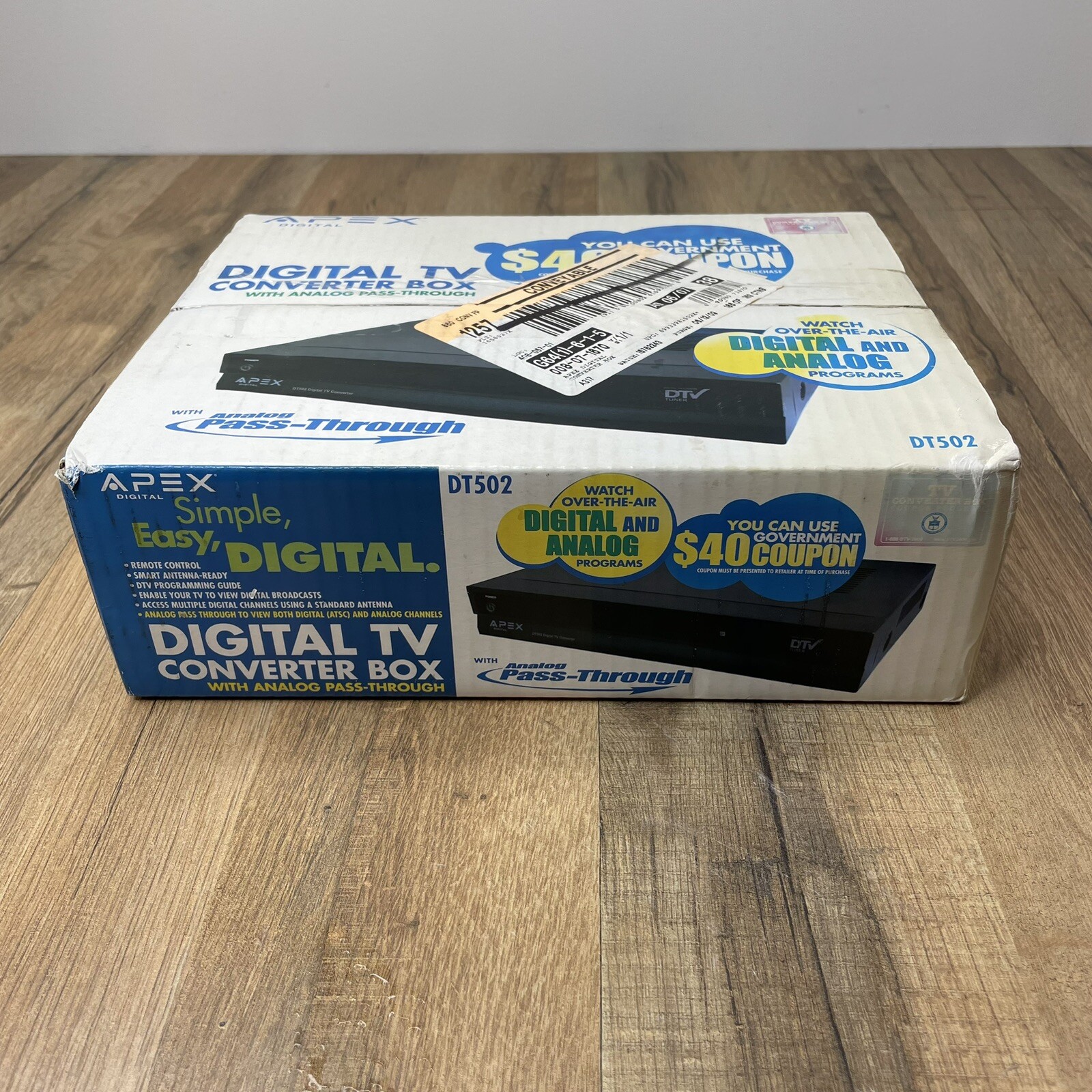 NIB Apex DT502 Digital TV Converter Box w/ Analog Pass-Through SEALED BRAND NEW