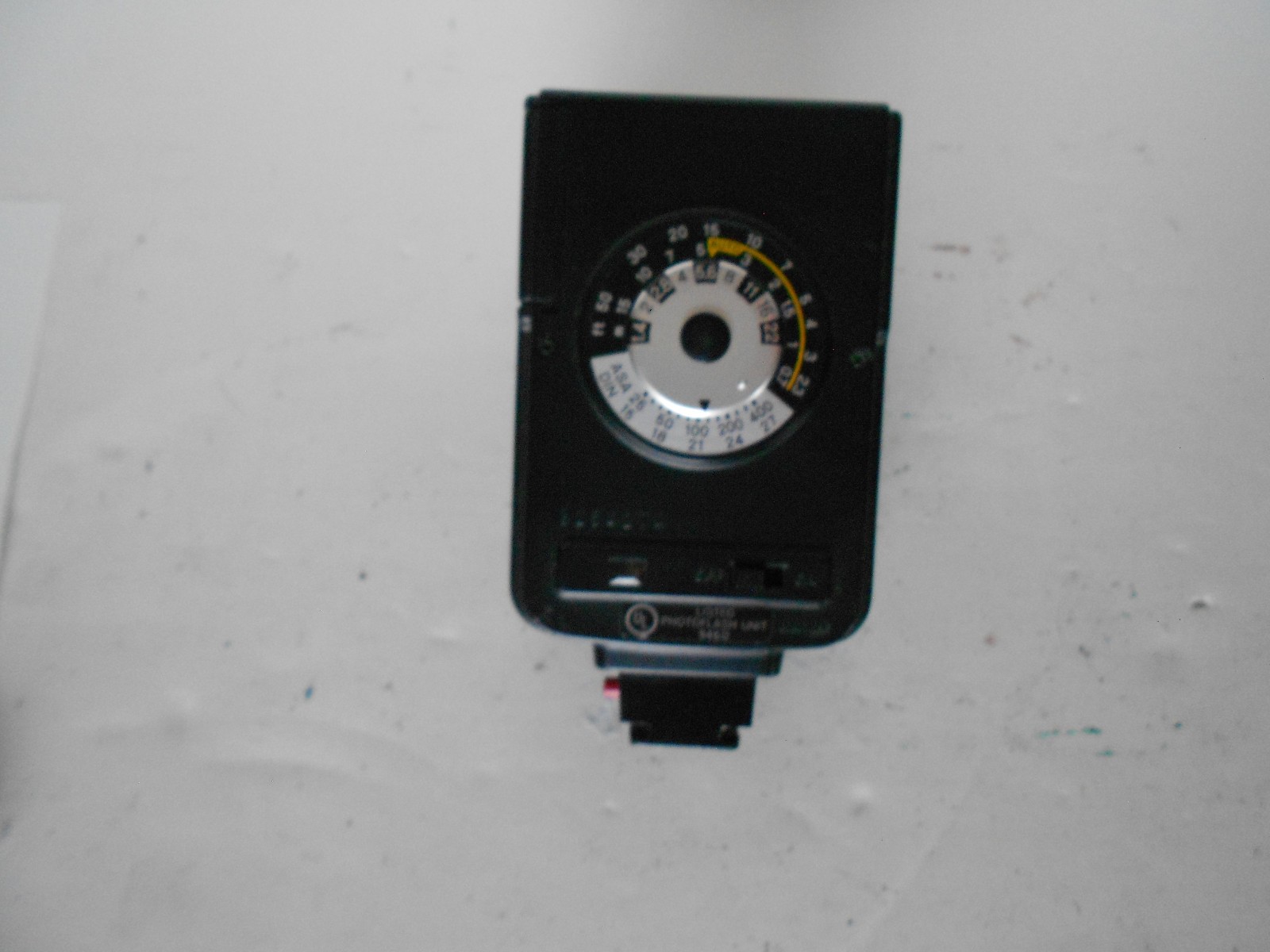 Minolta Auto Electroflash 25 Shoe Mount Electronic Flash w/PC cord VGC