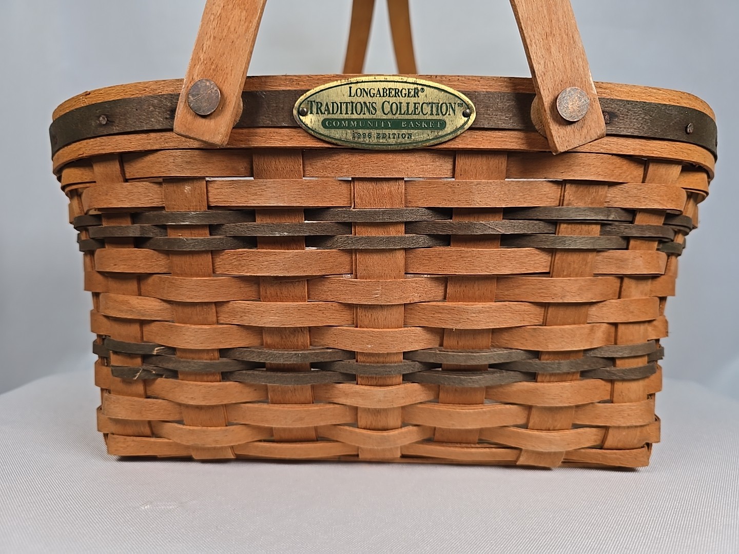 Longaberger 1996 Traditions Community Basket ~ Robust & Multifunctional
