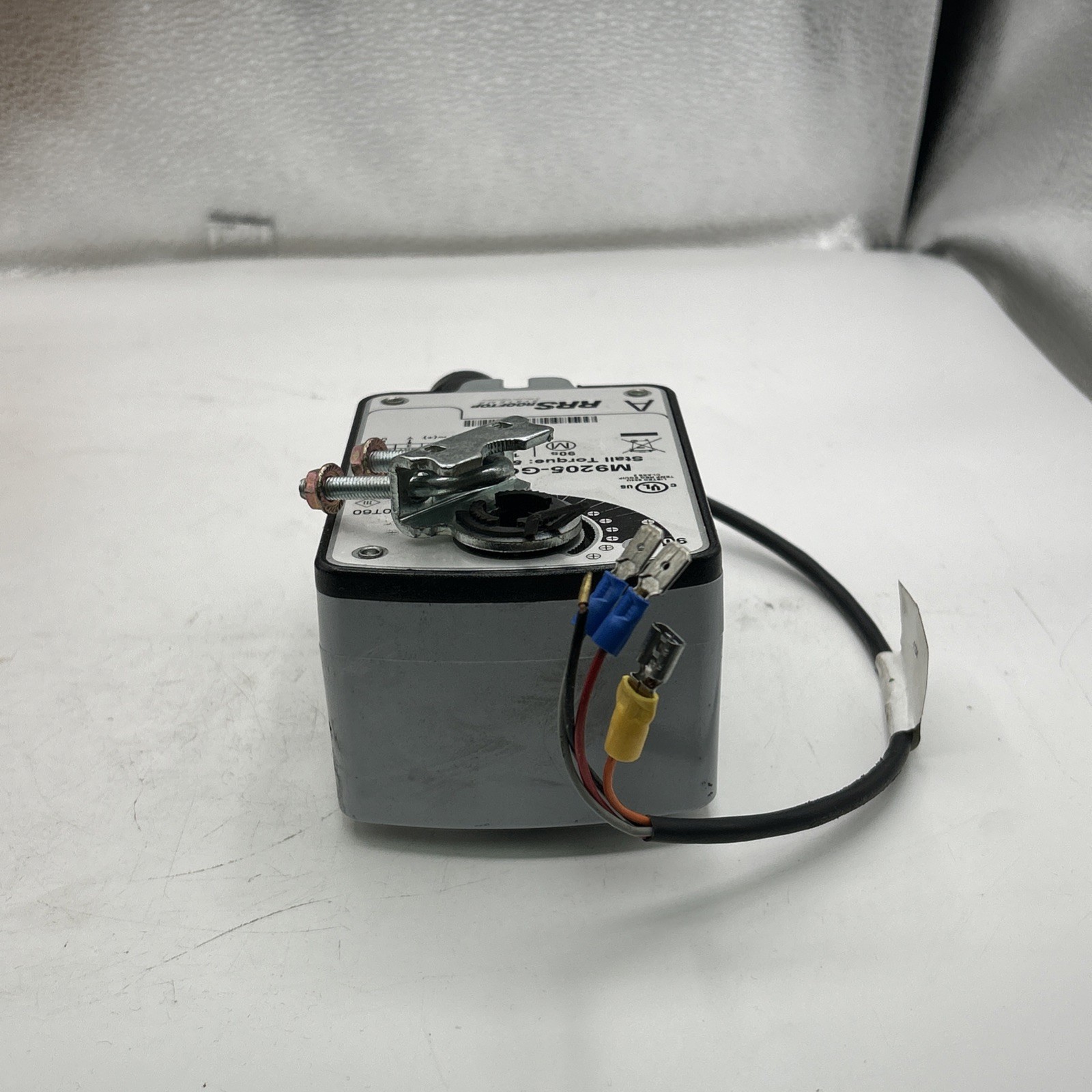 Johnson Controls Damper Actuator M9205-GGA-YK10 See Pics