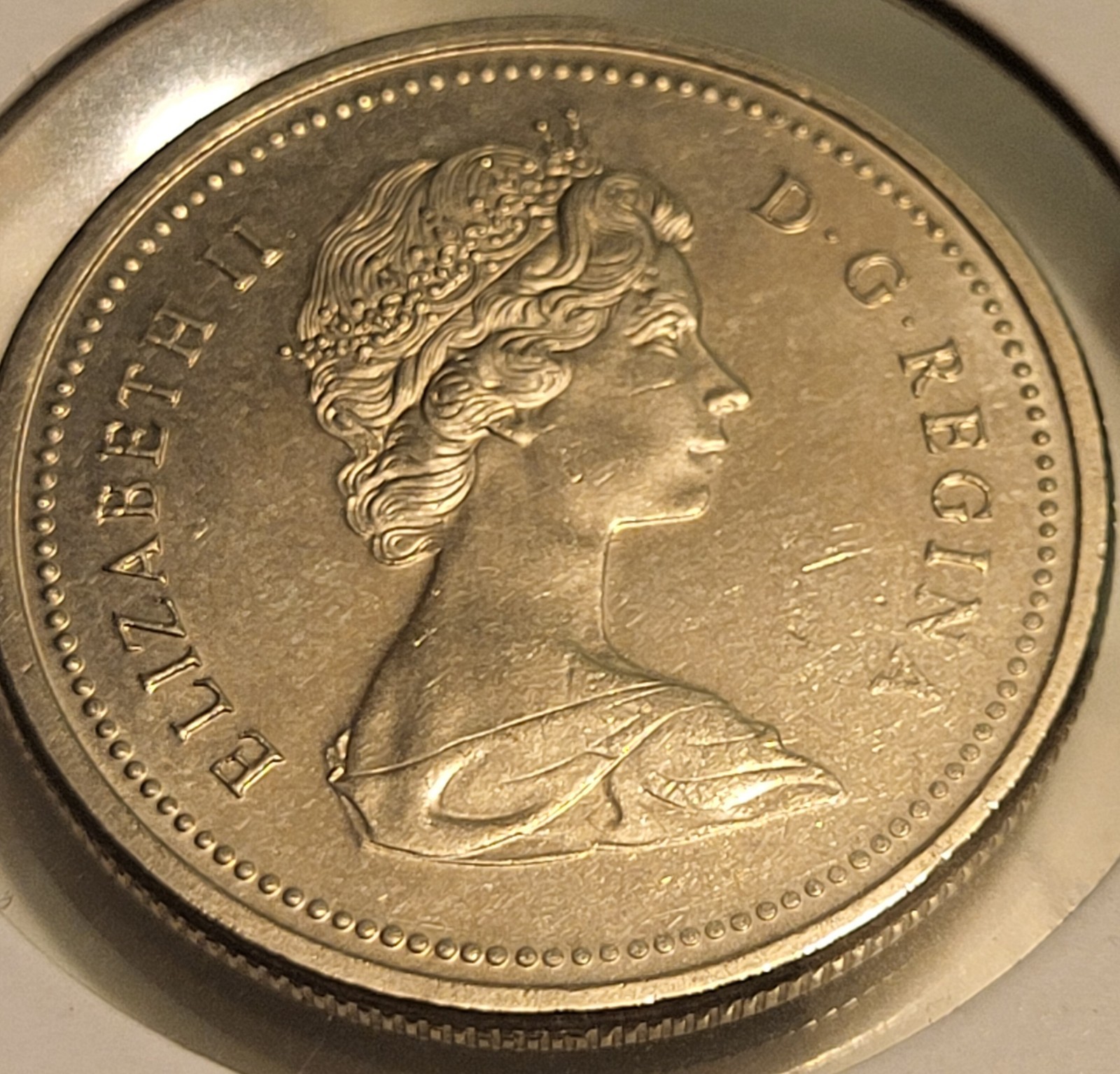 1975 Canada Dollar! Voyageur Canoe In Excellent Condition!