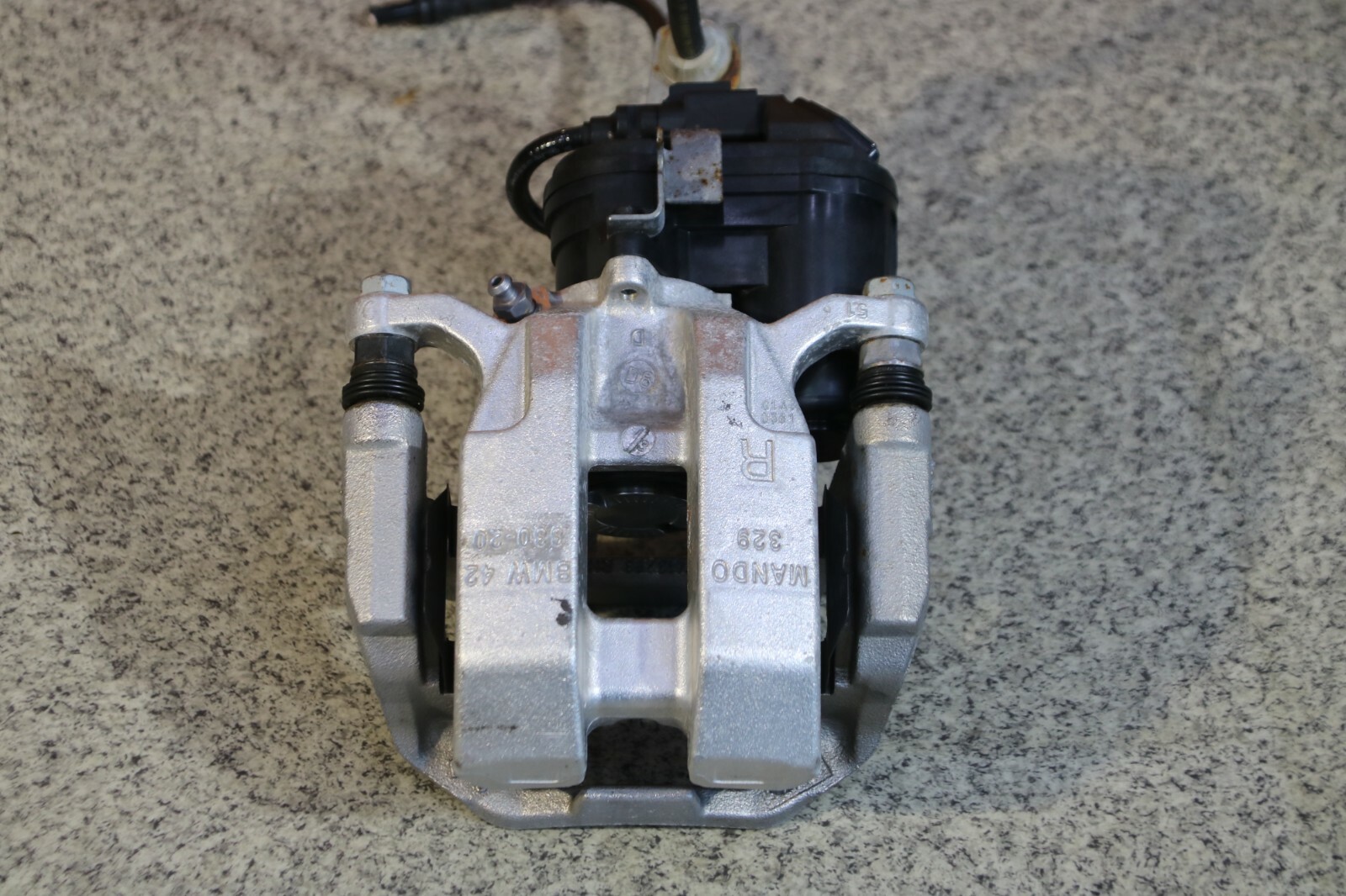 BMW G42 G20 G21 G22 G23 Z4 G29 ELECTRIC BRAKE CALIPER REAR RIGHT 8836842 7 km !!