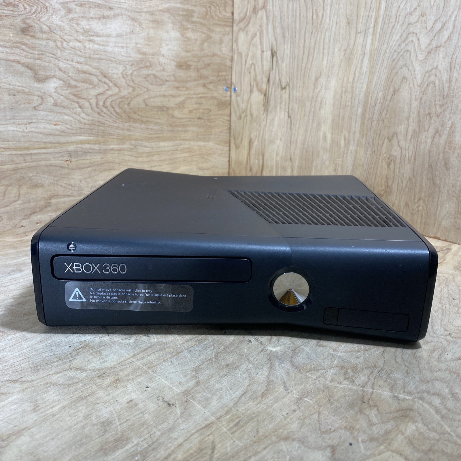 Microsoft Xbox 360 S Console Model 1439 - TESTED