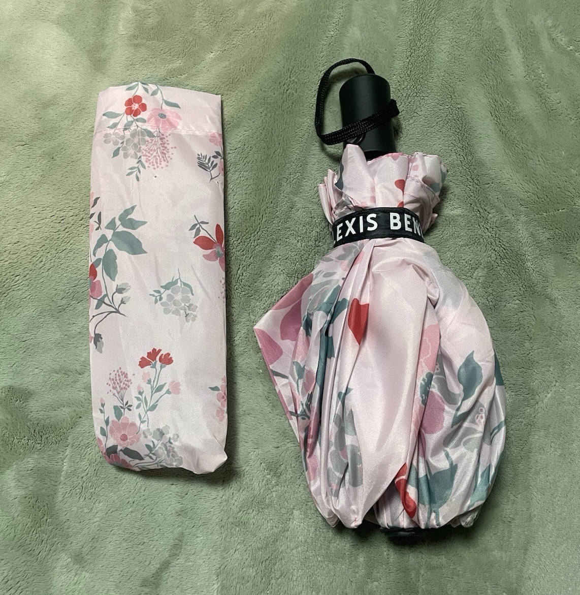 Women’s Compact Folding Umbrella Pink Floral Pattern with Strap