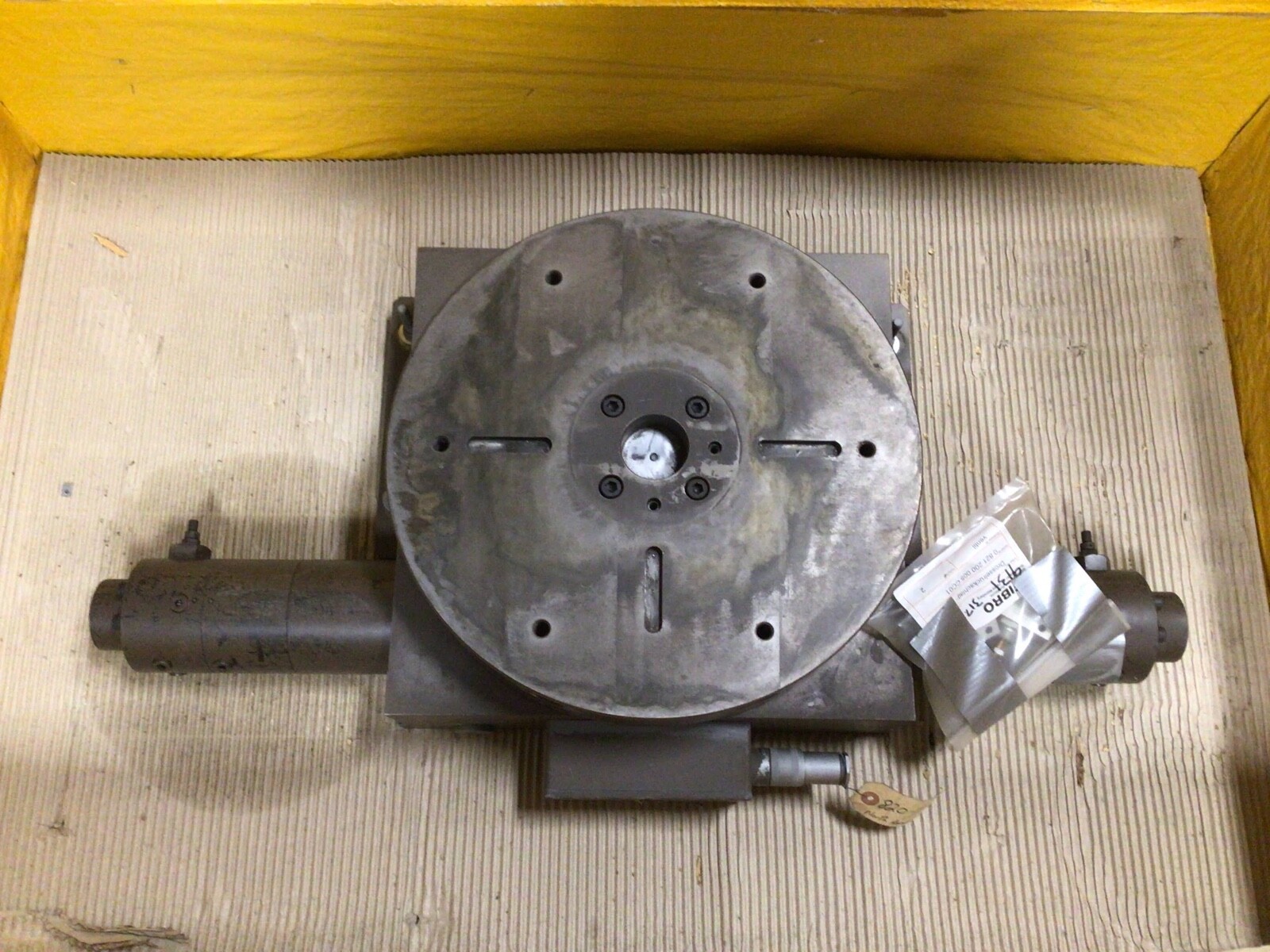 NEW FIBRO PNEUMATIC FIBROTAKT INDEXING TABLE 11.12.4.11.4.57.11.3.0096