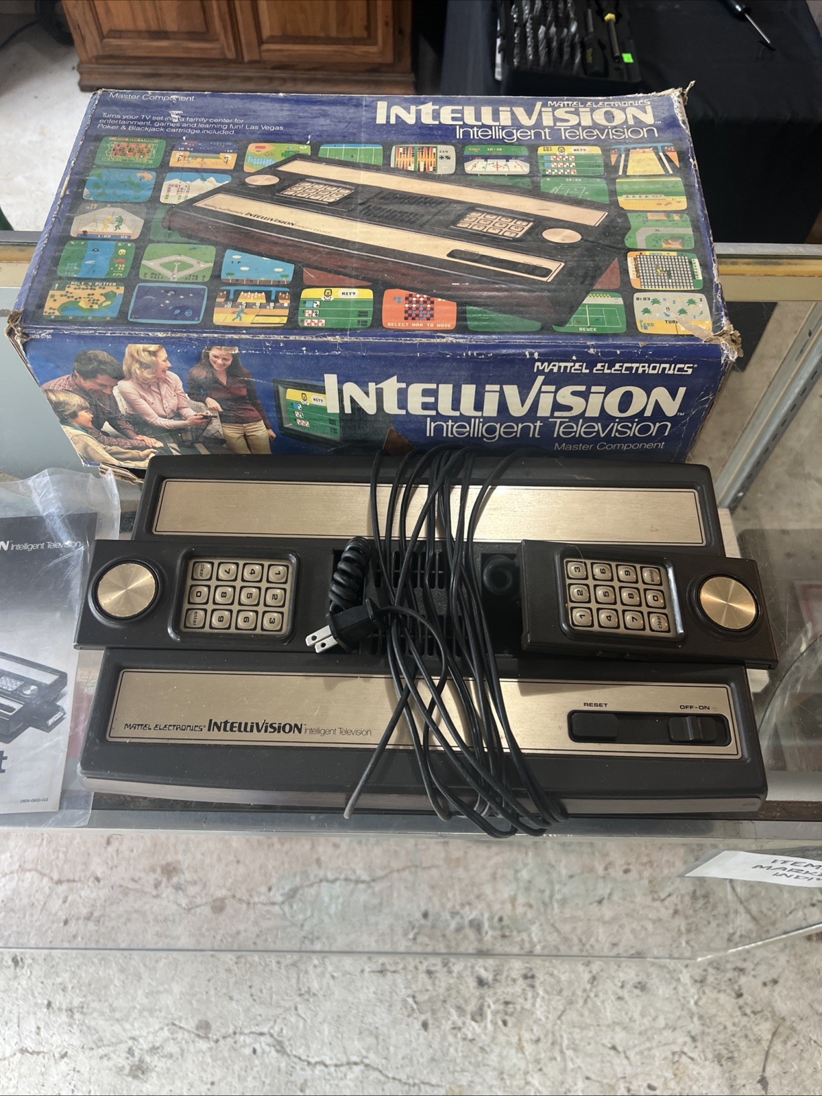 Mattel 2609 Intellivision Game Console With Box And Manual