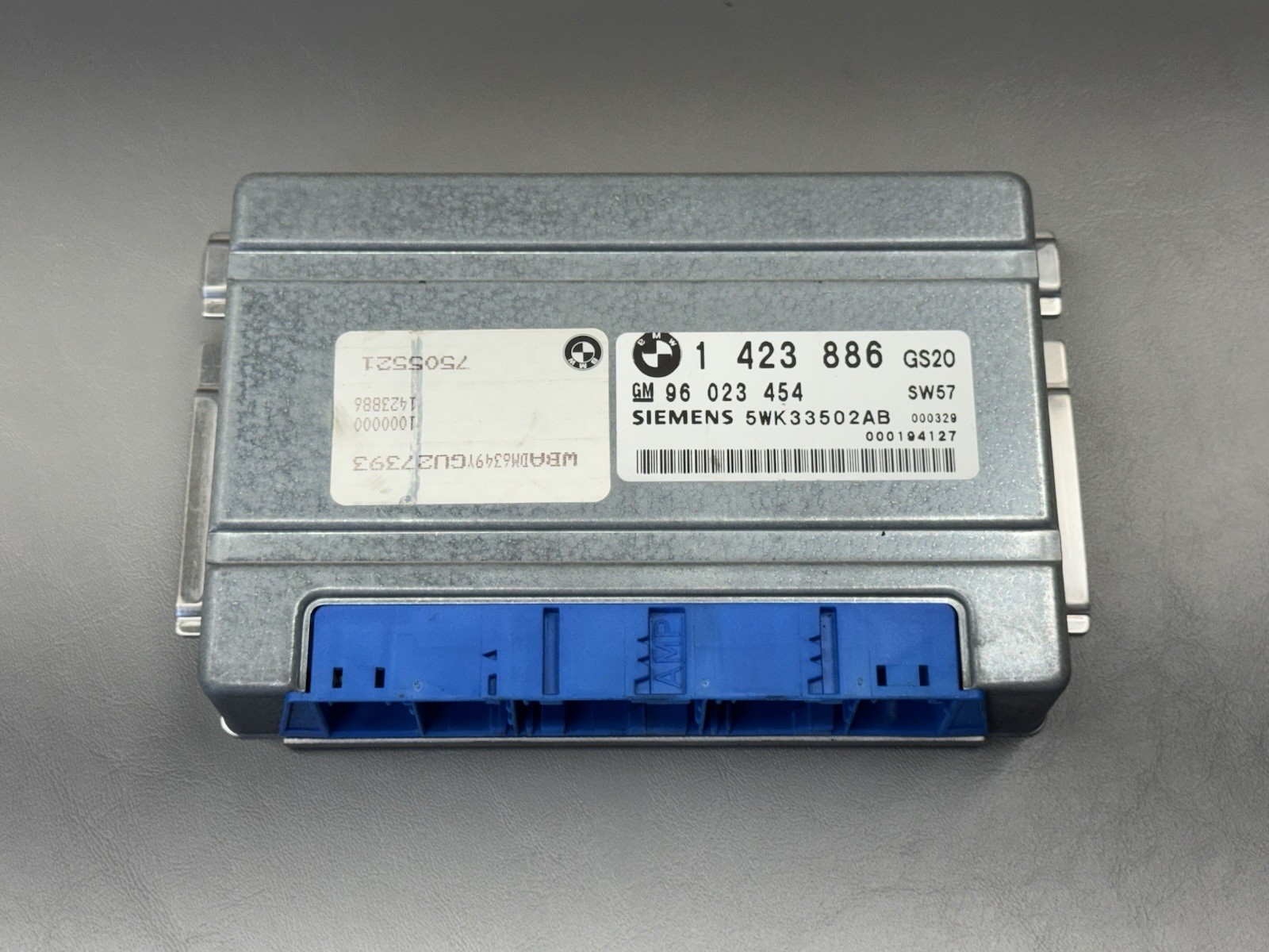 2000 BMW E39 528i Transmission Control Module OEM 1 423 886
