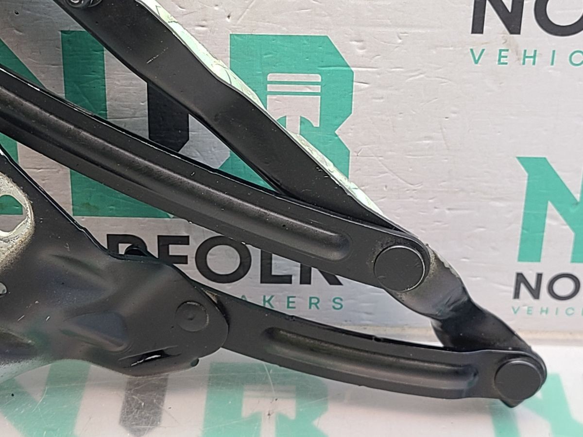 Range Rover Velar L560 Left Bonnet Hinge J8A2-16800-AE