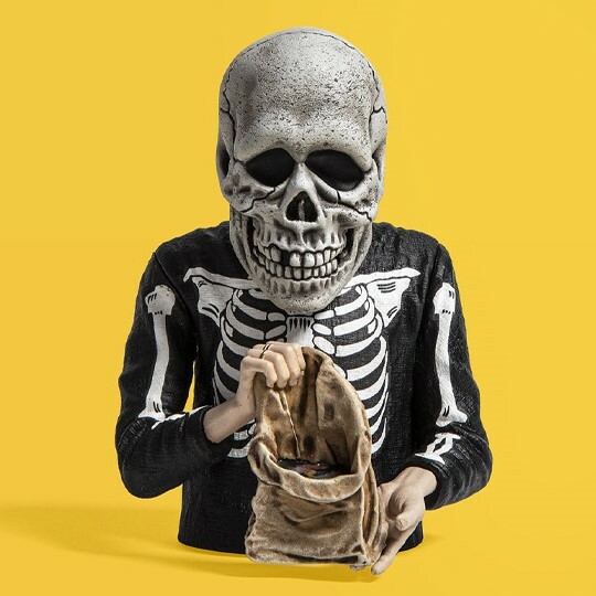 Halloween III Season of the Witch Skeleton Spinature Vinyl Figure Waxwork - NEW