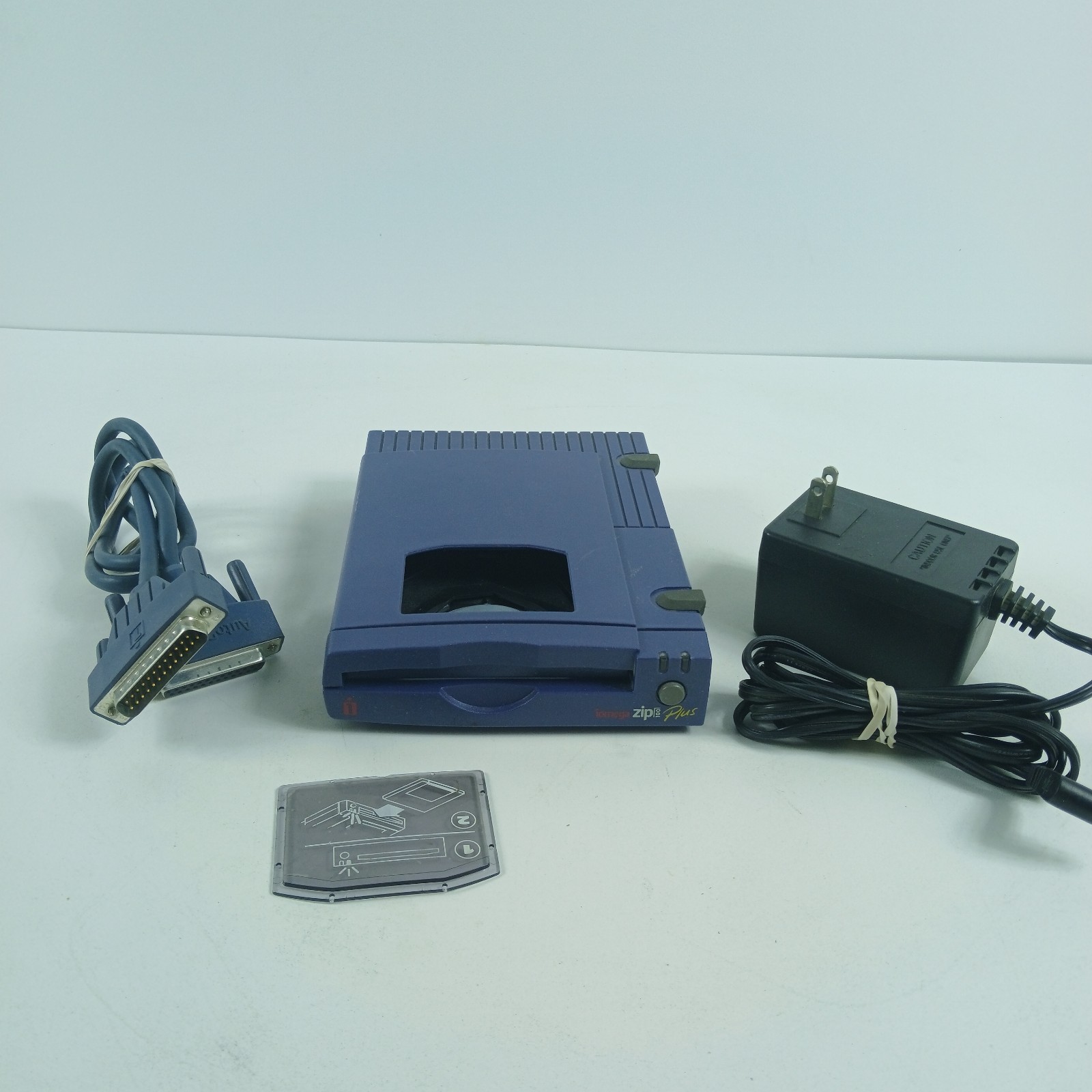 IOMEGA ZIP 100 PLUS  Z100PLUS COMPLETE CABLES POWER CORD TESTED