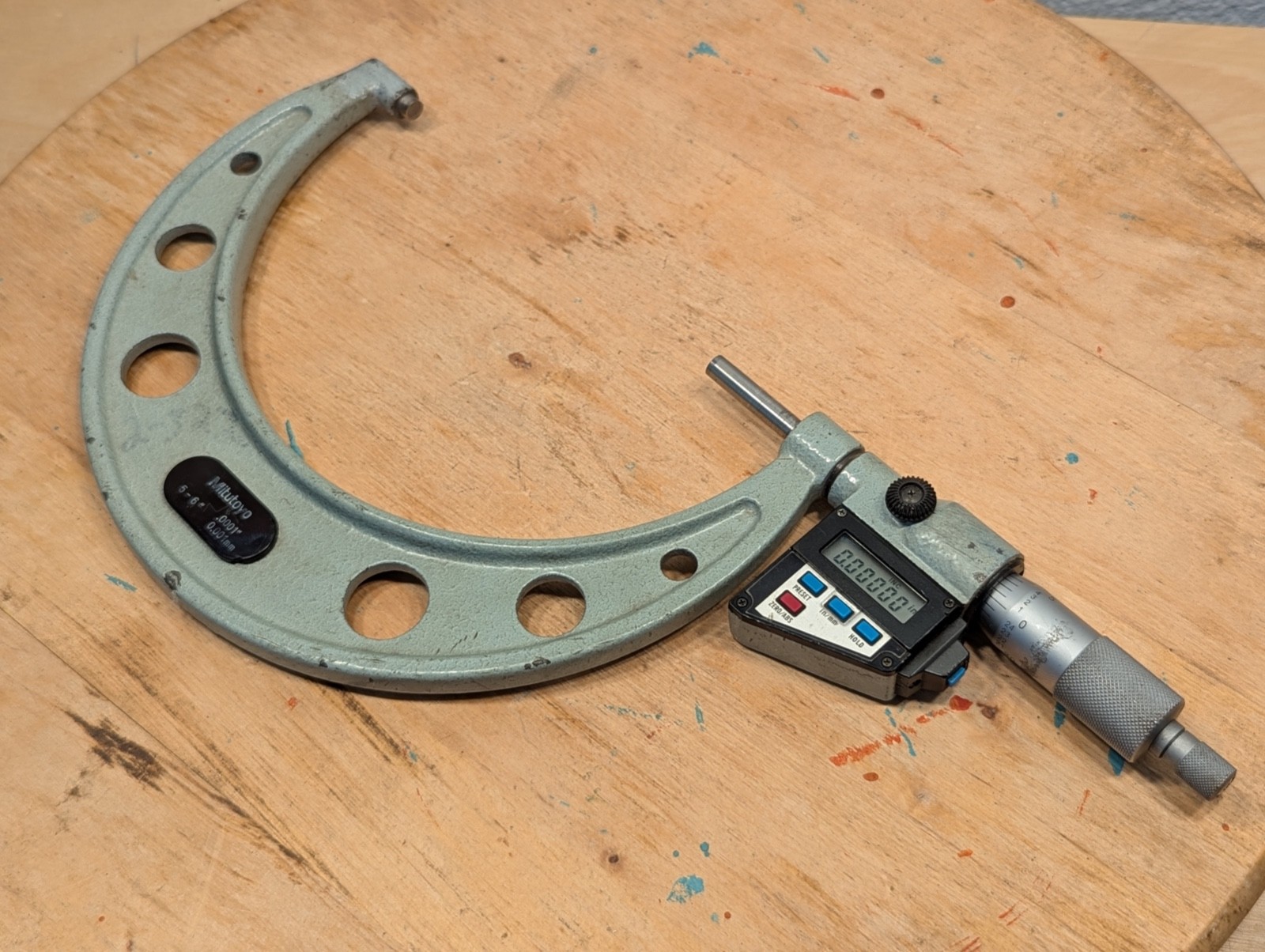 Mitutoyo 293-752 Digital Micrometer 5-6''/ 125-150mm Ratchet Stop