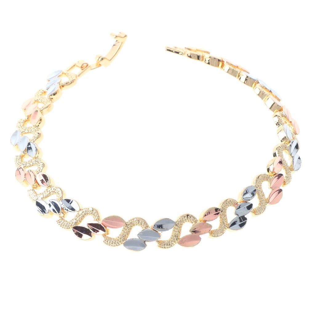 Three Tone Gold Plated Latch Bracelet GB1017-3T
