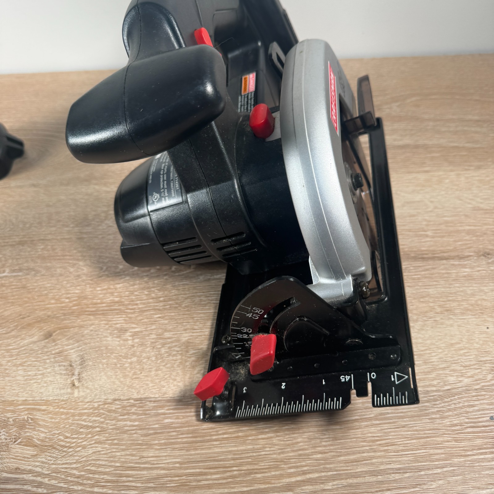 Craftsman 19.2v C3 Tool Set ½ Drill, 5.5” Trim Circular Saw, Fluorescent Light