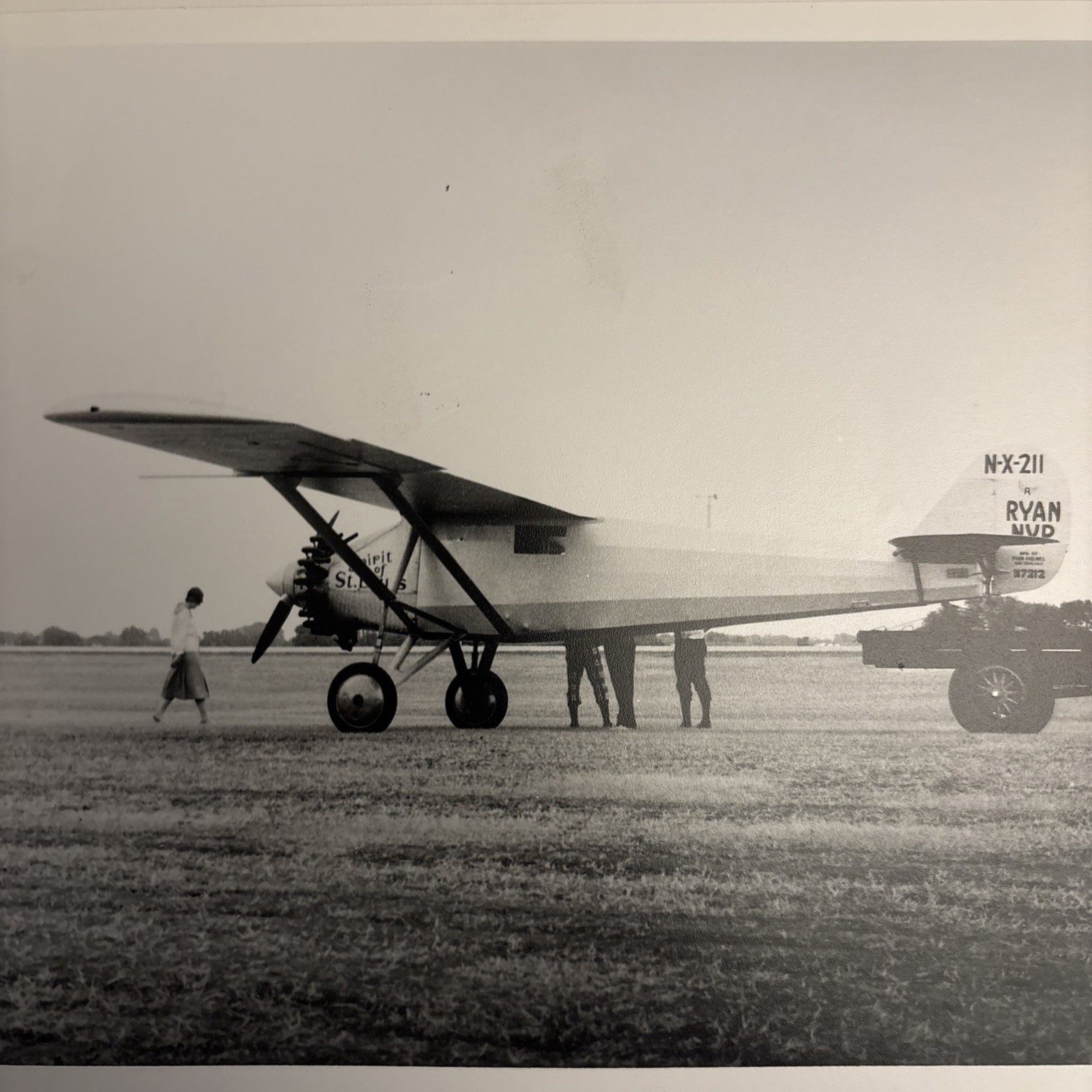 Spirit of St. Louis Replica w/ Truck 1975 Aviation 8x10 Dottie Gheen Photo