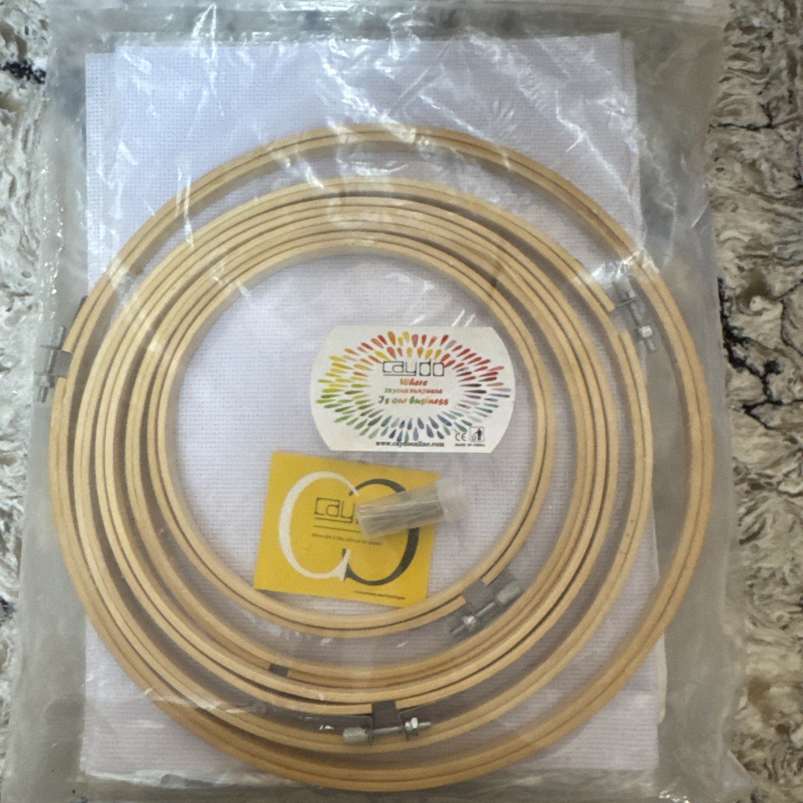 Embroidering Kits. 5 Hoops 50 Different Color Thread Accessories. Beginners EF
