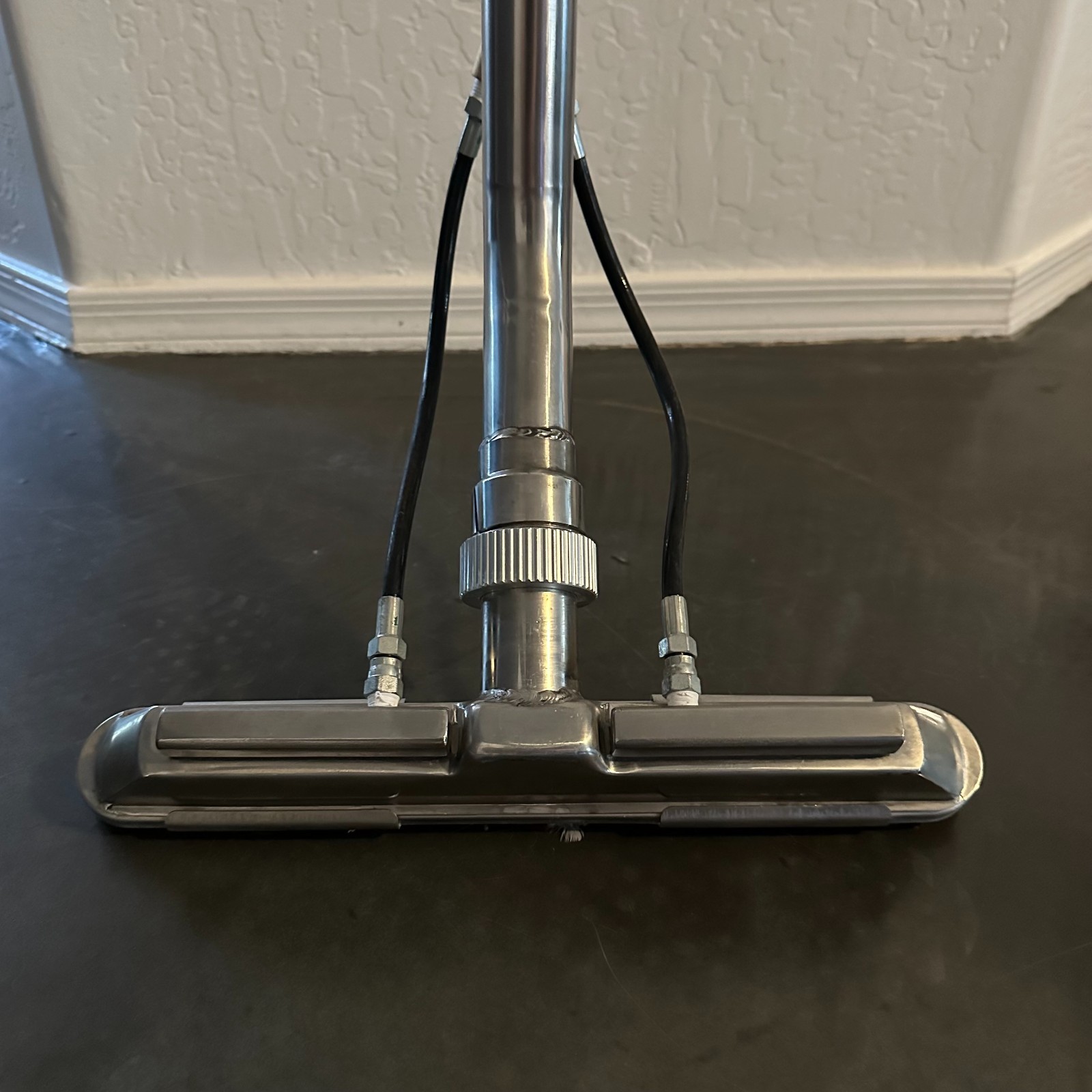 Westpak Blaster II Brush Hard Surface Wand 14" Head, 4 Jets
