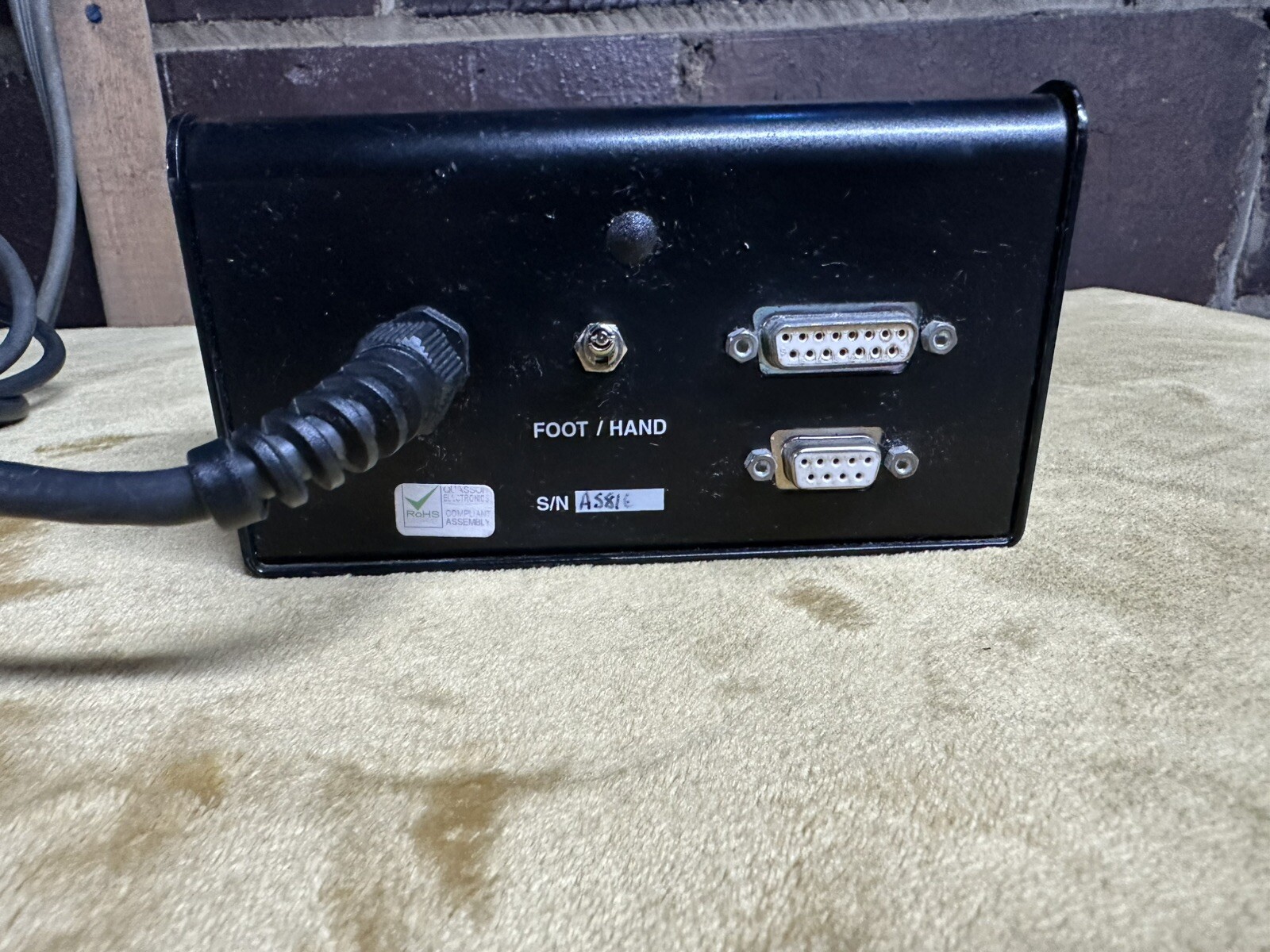 WinCue Multibutton Hand Control