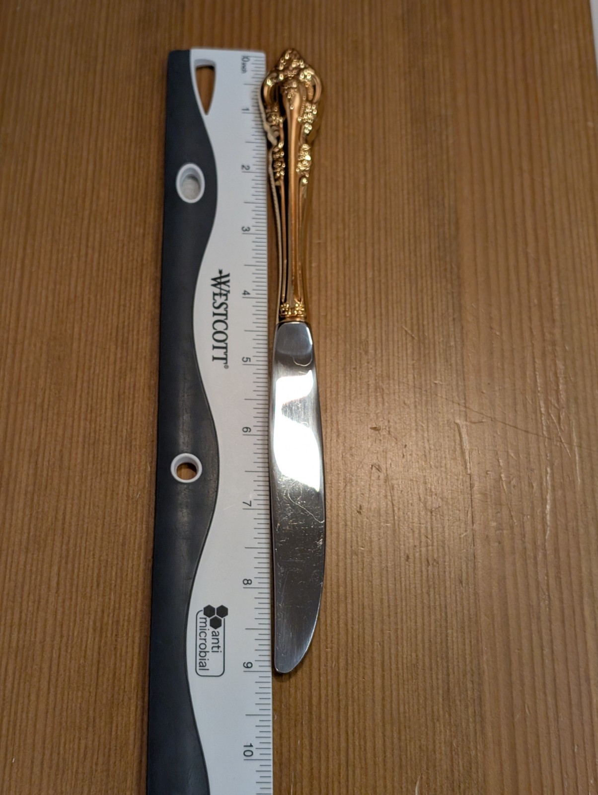 NEW Oneida Community GOLDEN BRAHMS Gold Electroplate Lot of 4 Dinner Knives 9"
