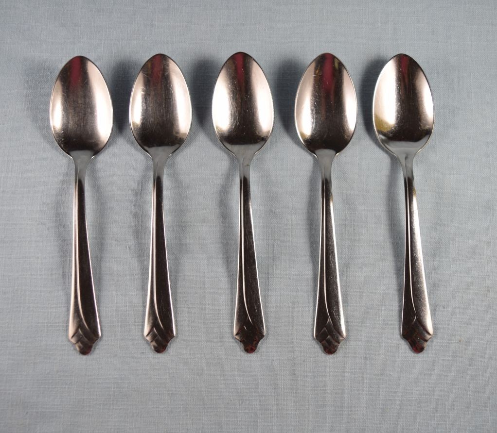 Ekco Stainless USA EKS19  5 Teaspoons 6 1/8"