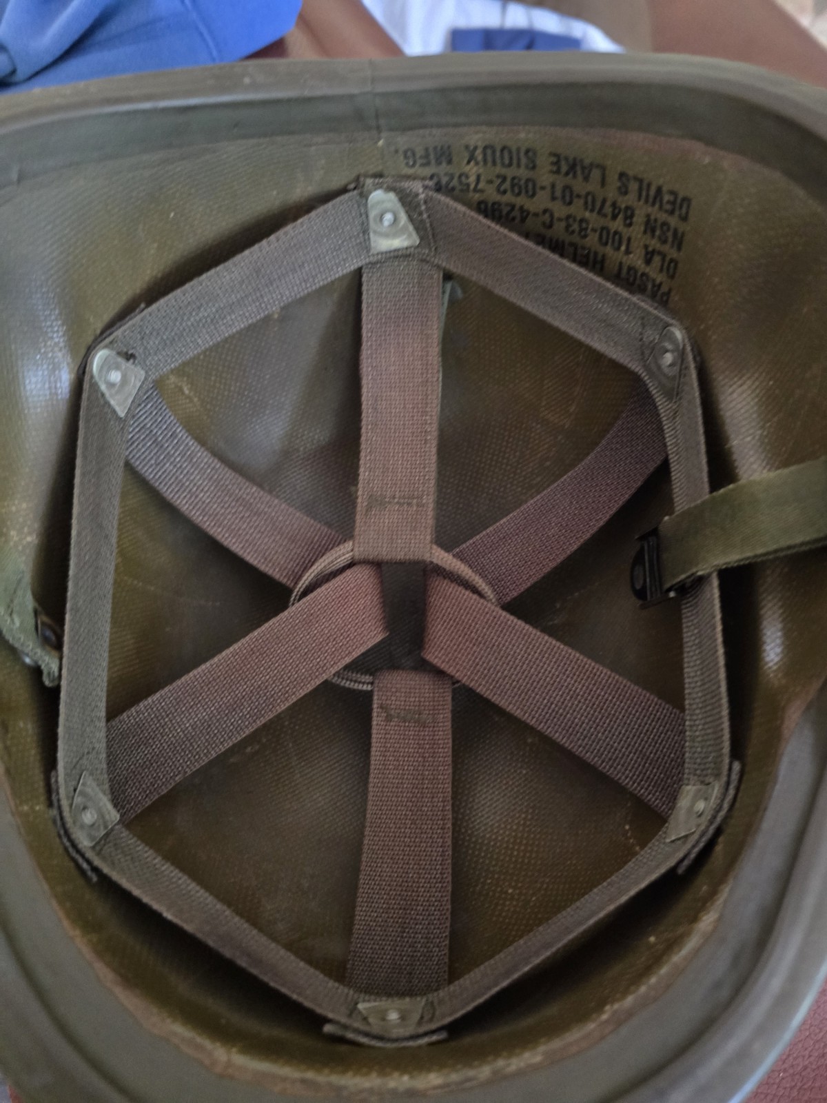 PASGT HELMET DEVILS LAKE SOUIX MFG with Liner
