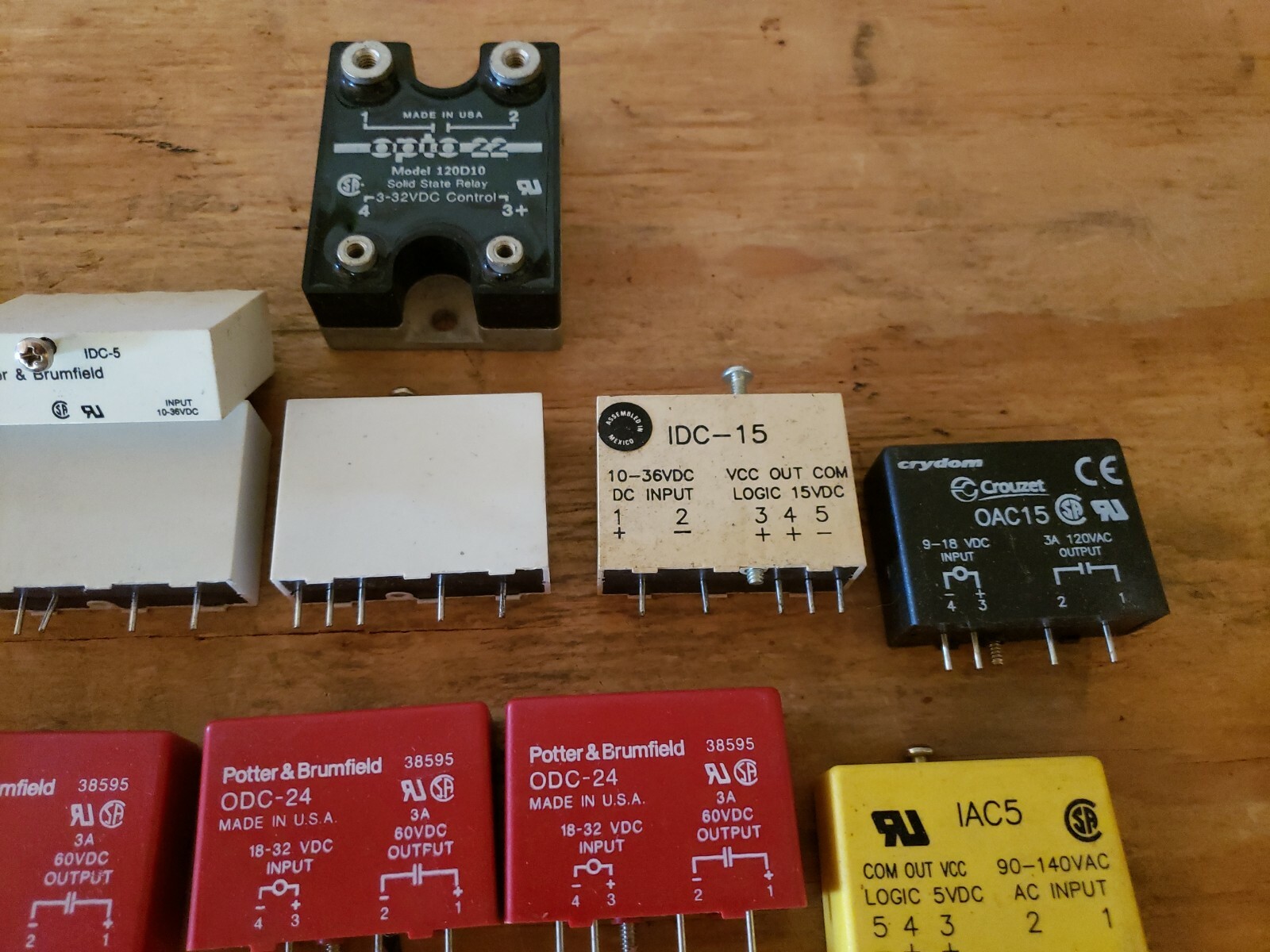 ELECTRICAL INPUT/OUTPUT MODULE LOT. SEE PICS. 17 PIECES